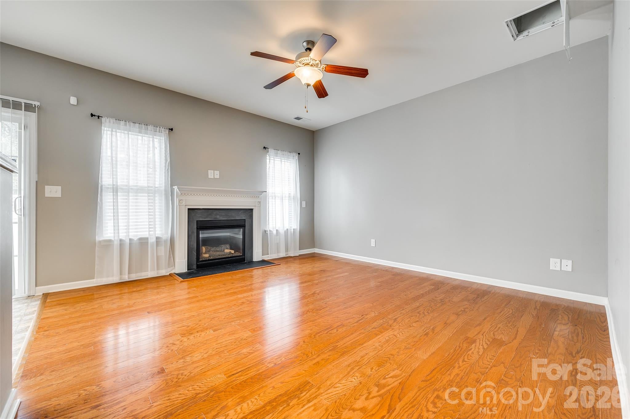 13815 Singleleaf Lane