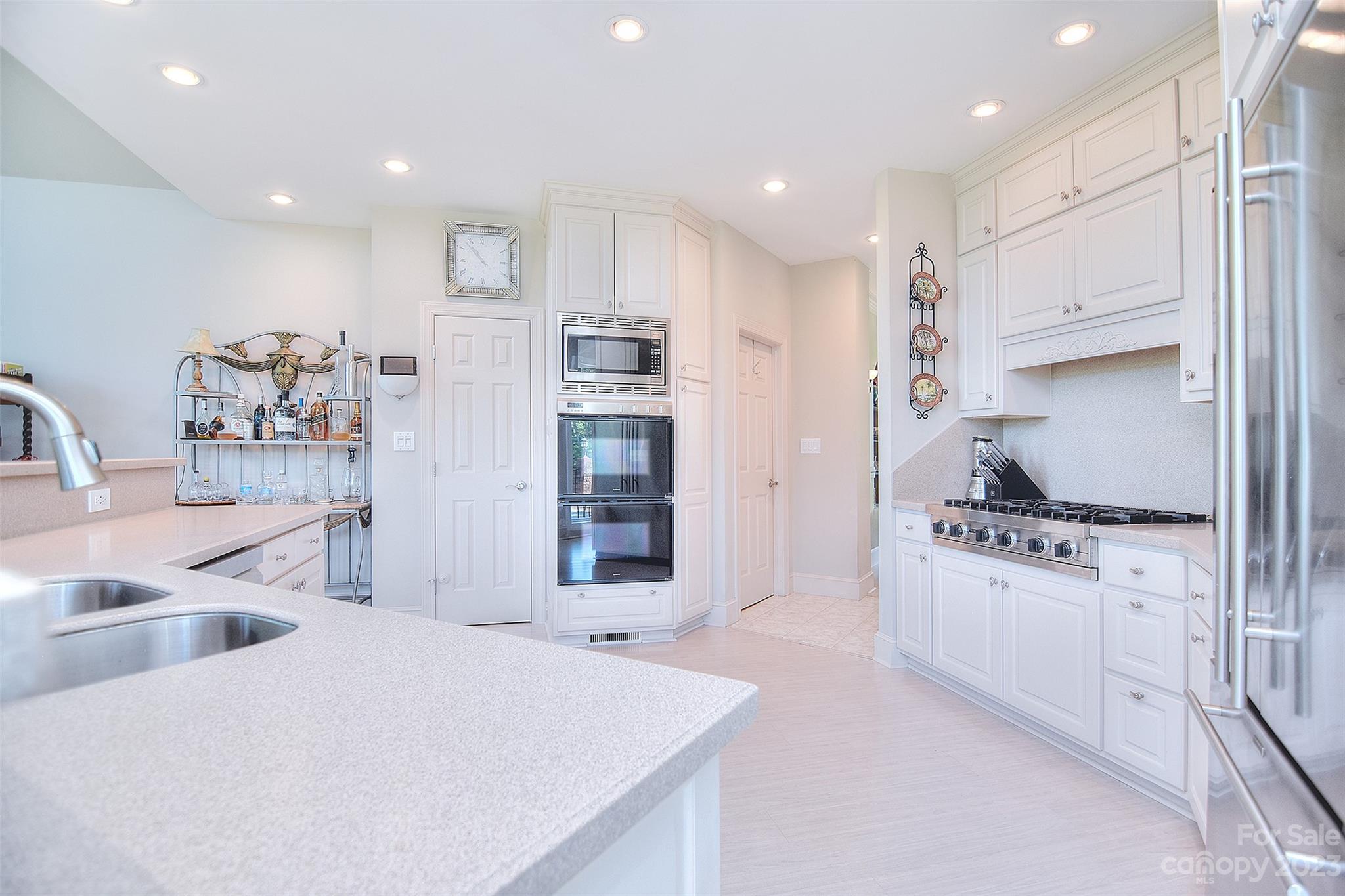 Cowans Ford Country Club - Residential