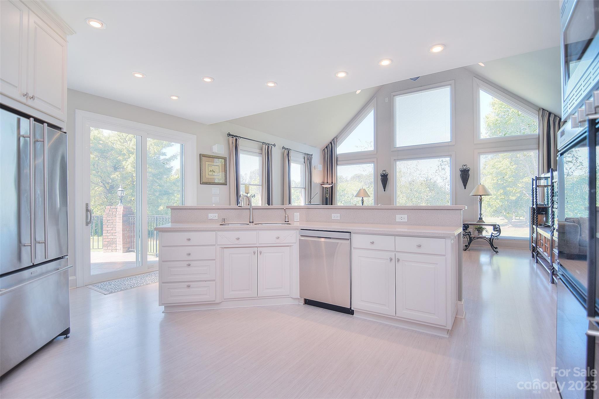 Cowans Ford Country Club - Residential