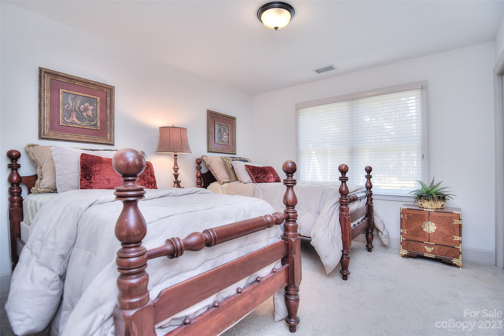 Cowans Ford Country Club - Residential