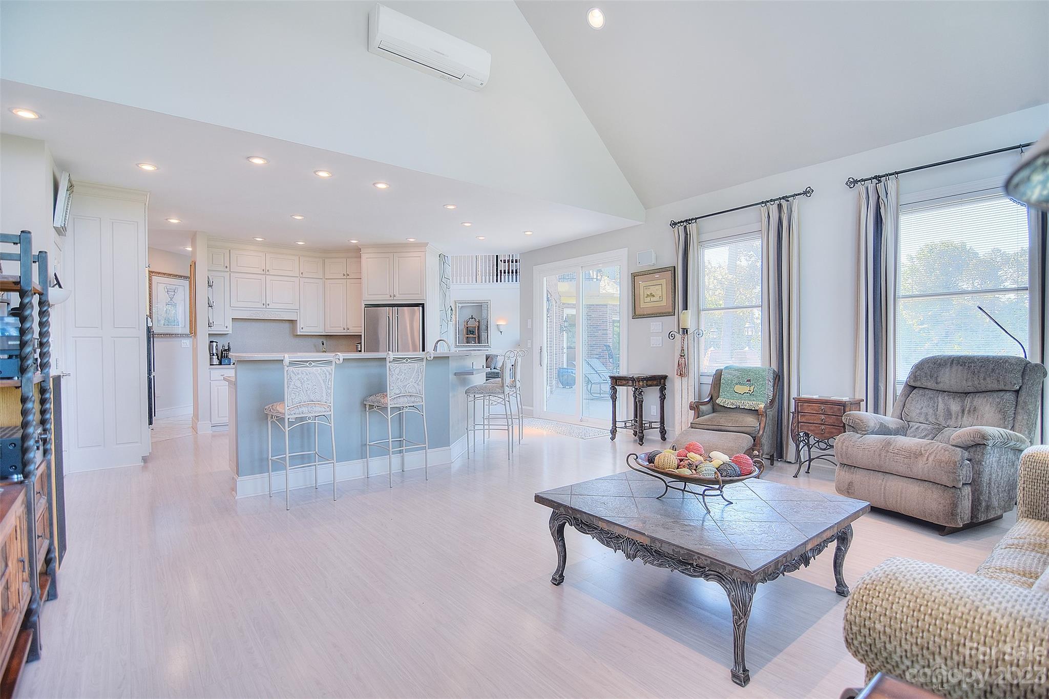 Cowans Ford Country Club - Residential