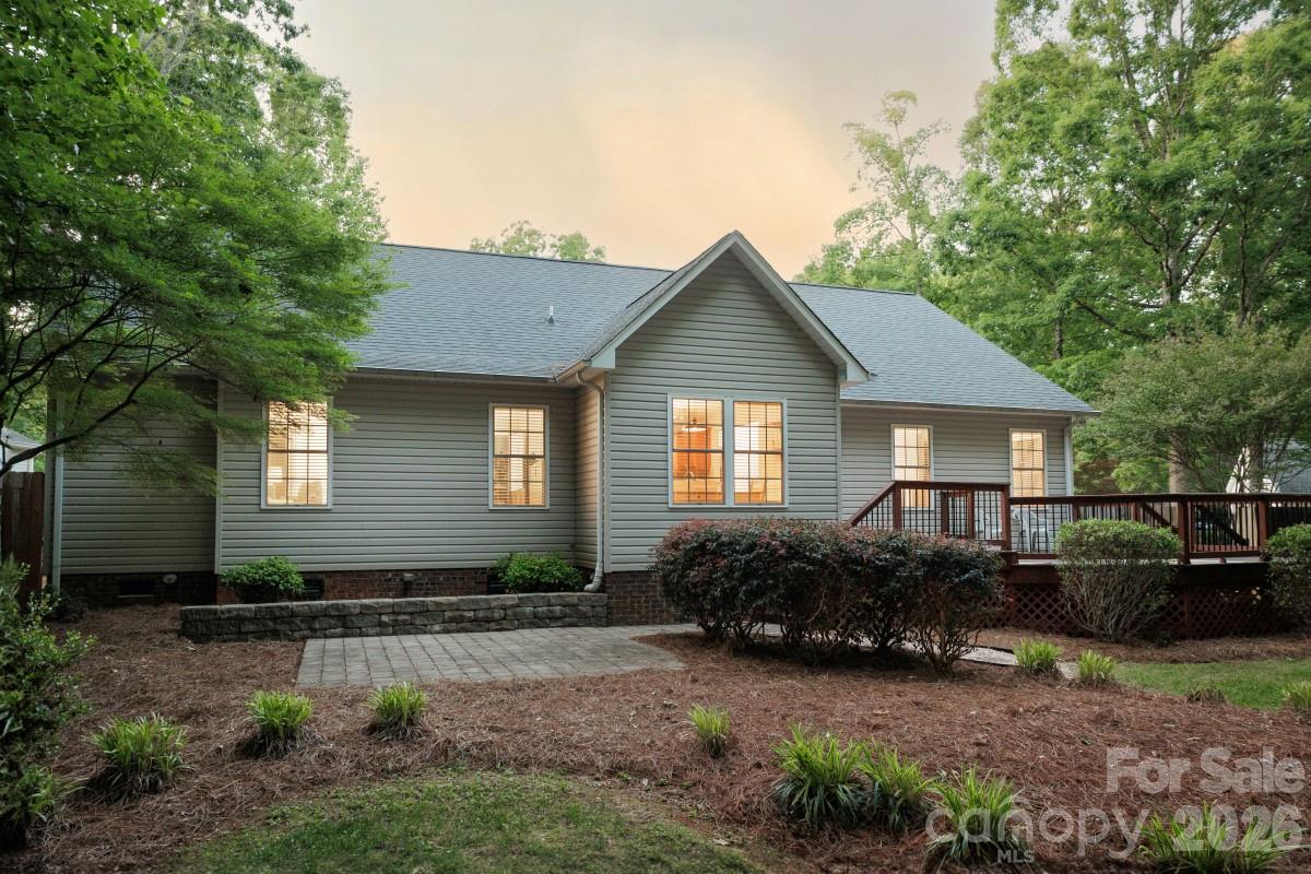 1084 Castlebrook Drive