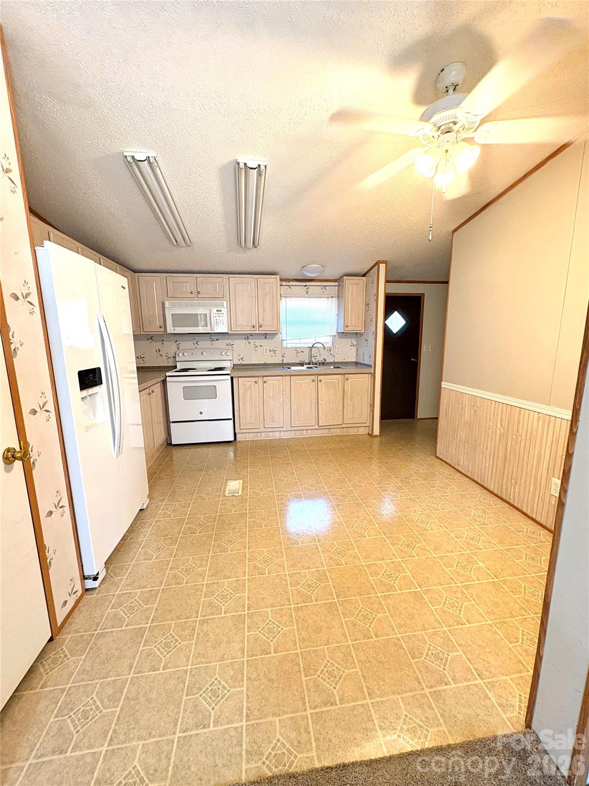 5422 Wrenn Drive