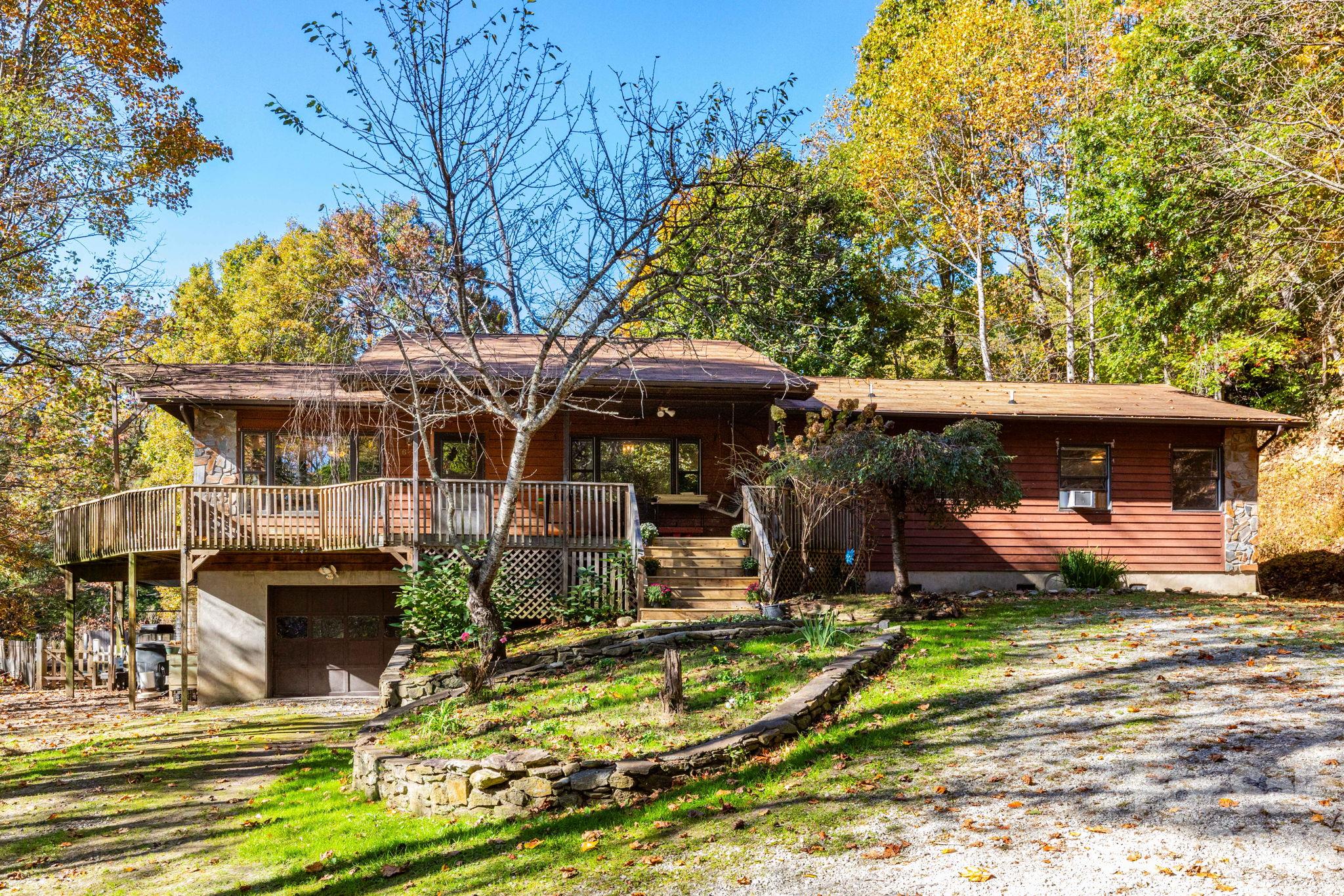 65 Chestnut Hill Road
