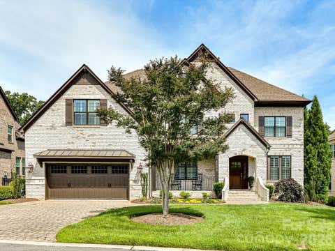 Photo of 2244 Rock Creek Drive, Charlotte, NC 28226 (MLS # 4391368)