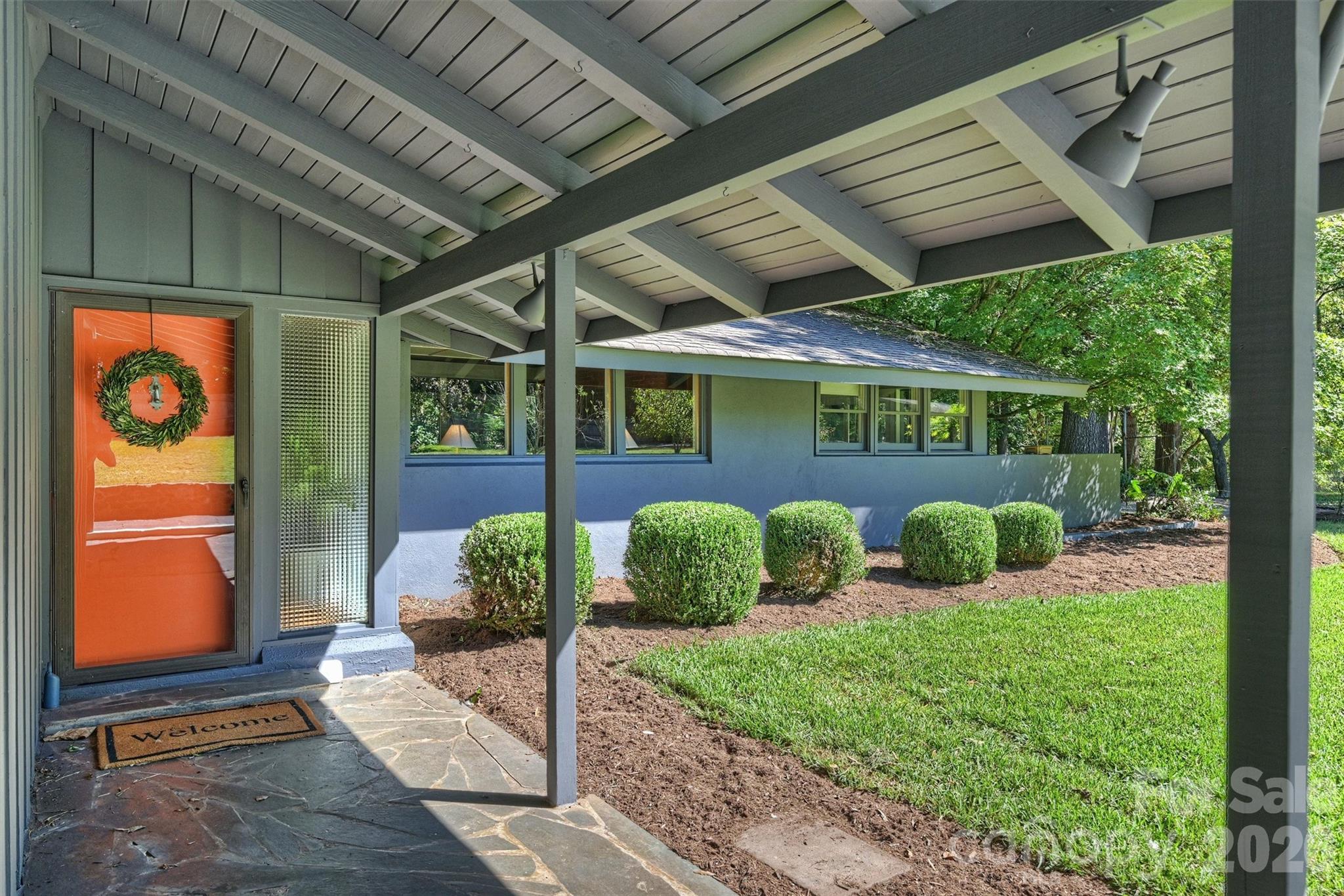 101A S Westover Drive