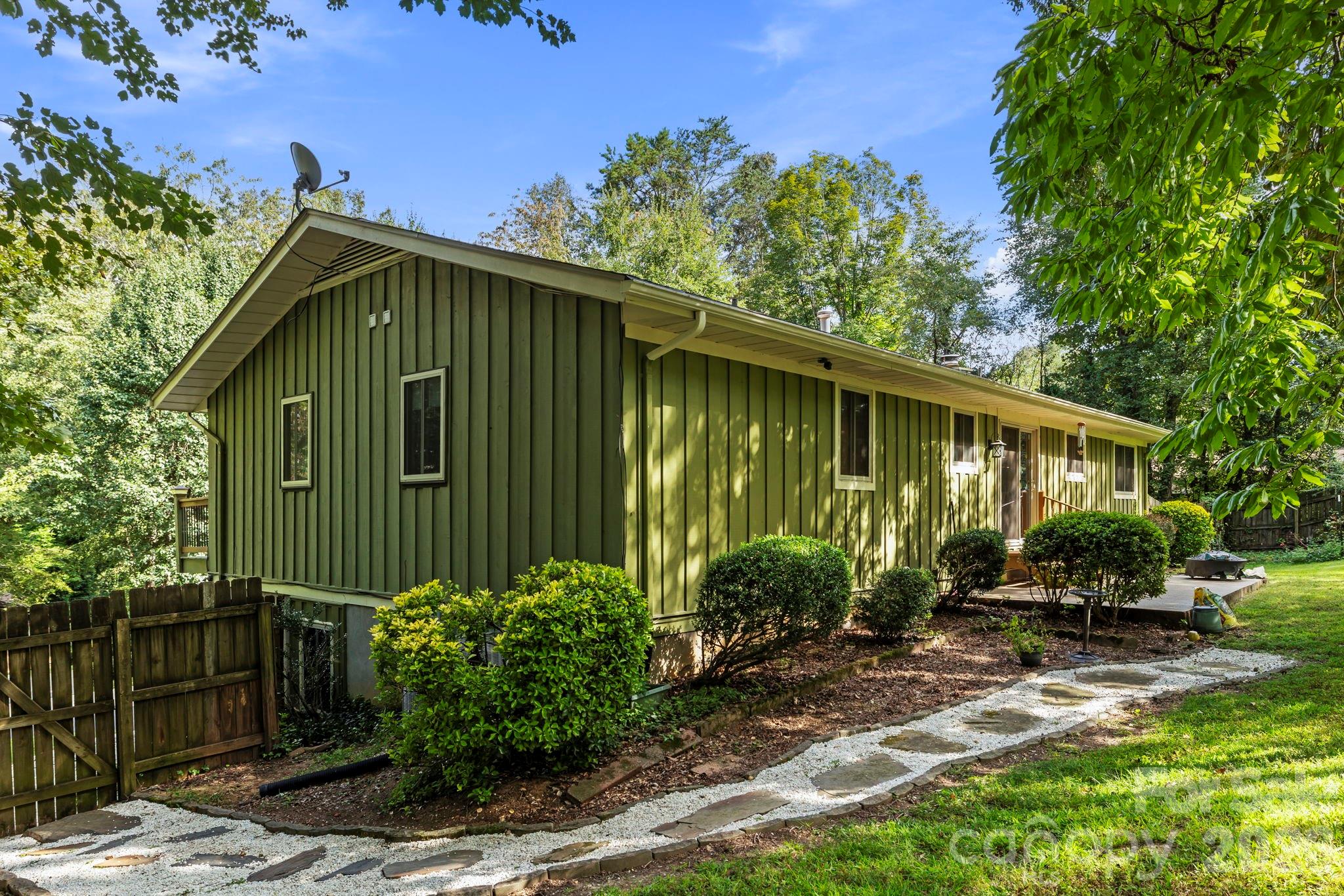 Hickory Hill - Residential