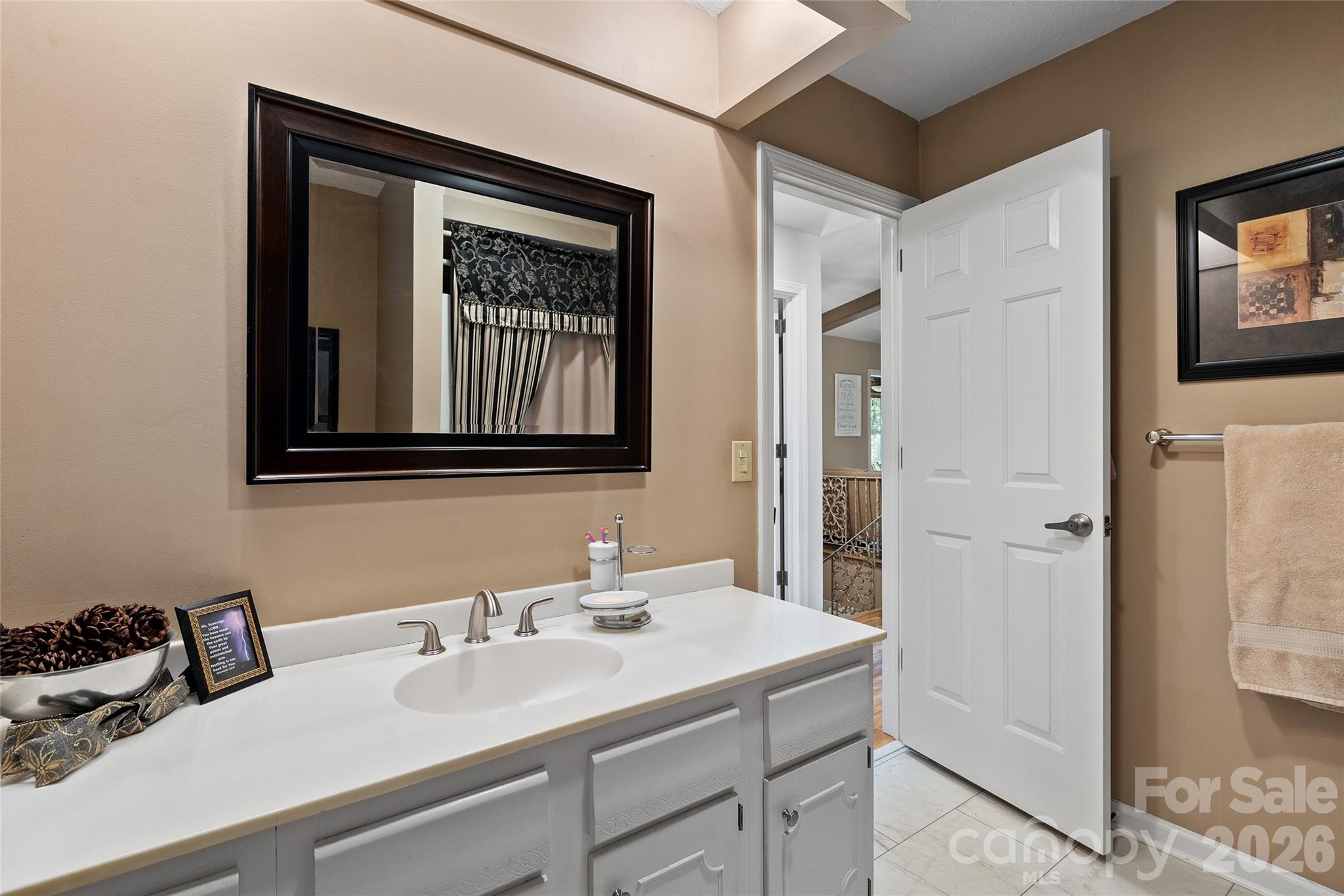 Hickory Hill - Residential