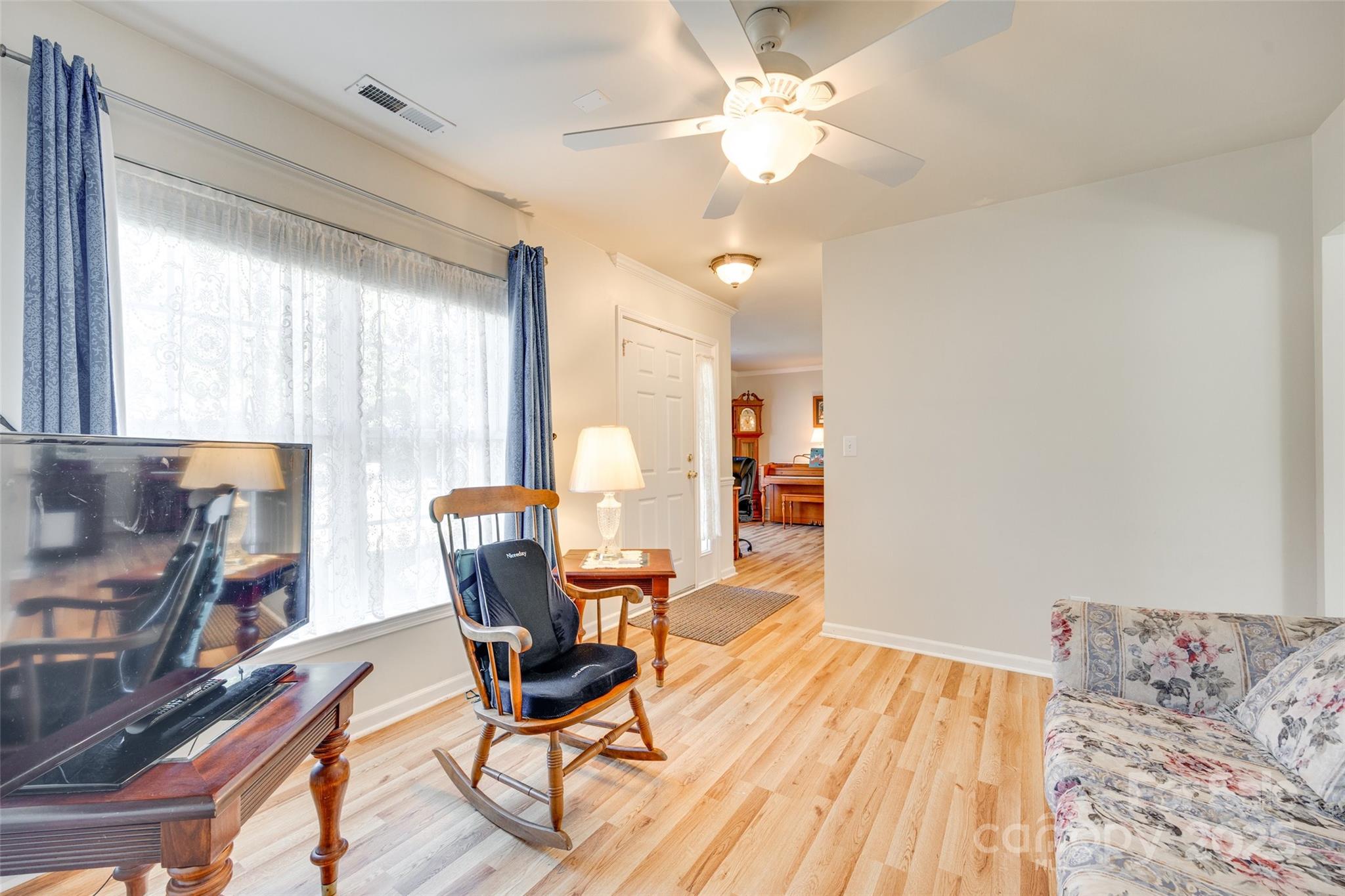 1605 Tate Road 258