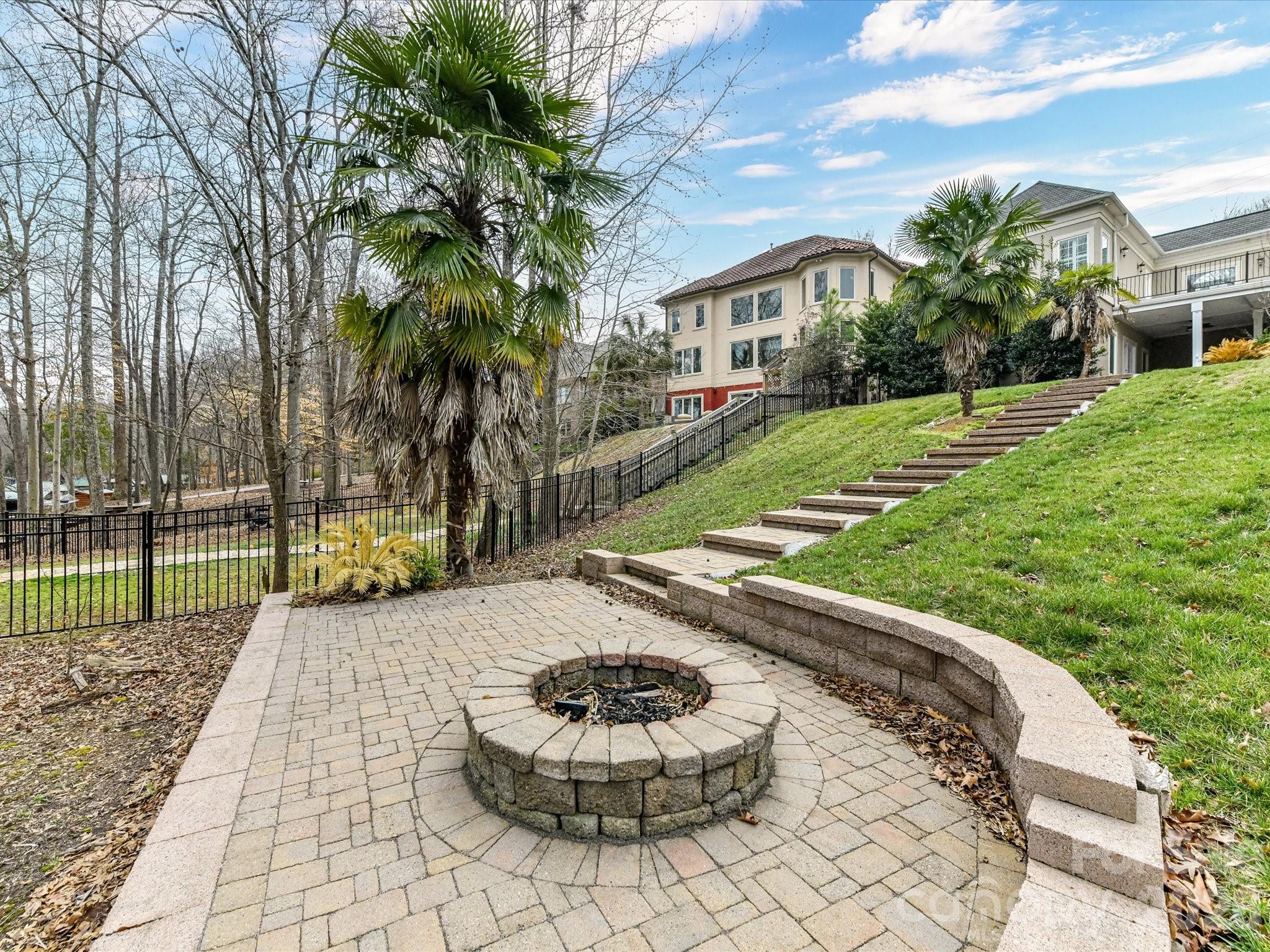 Mt Isle Harbor - Residential