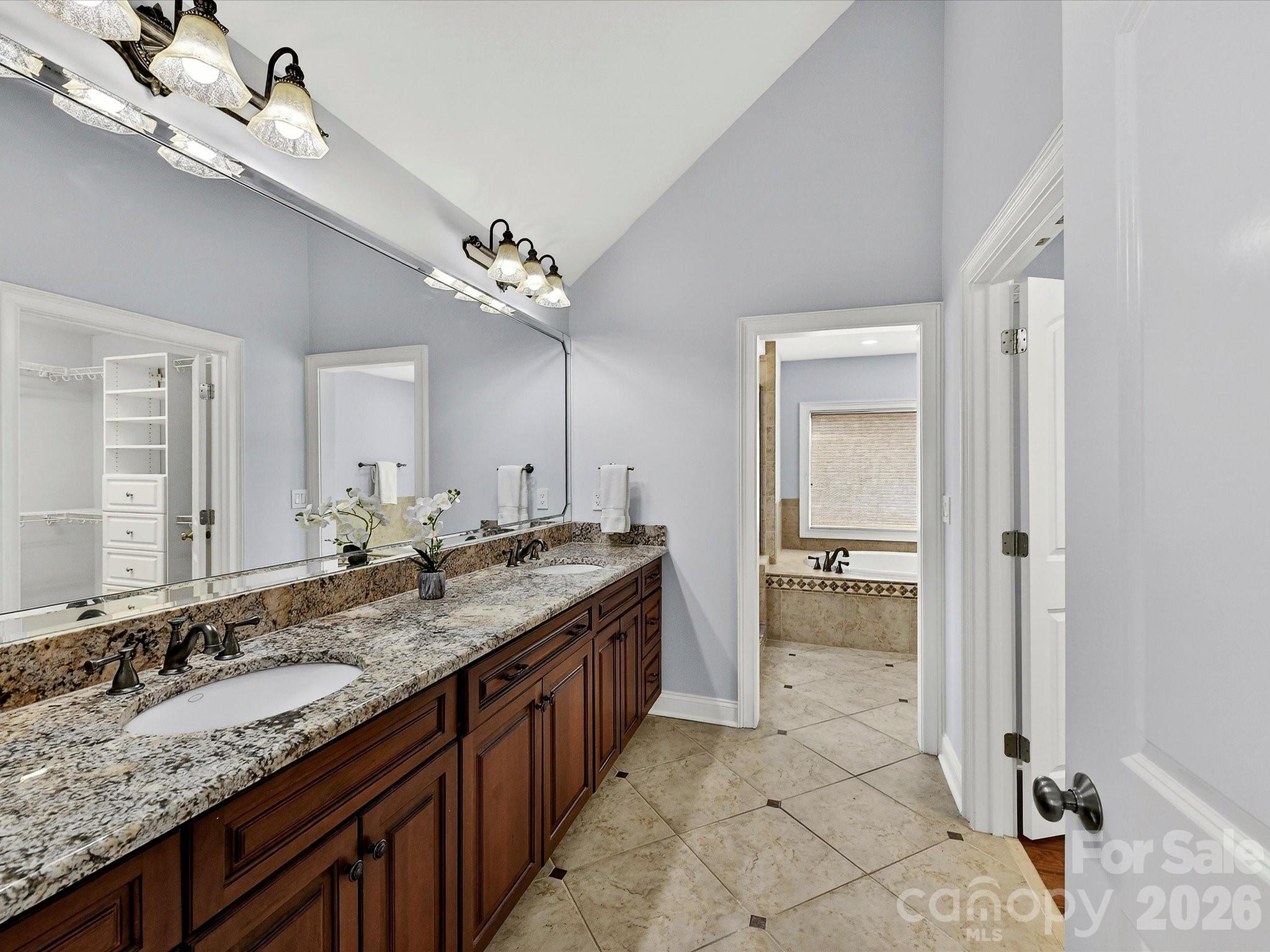 Mt Isle Harbor - Residential