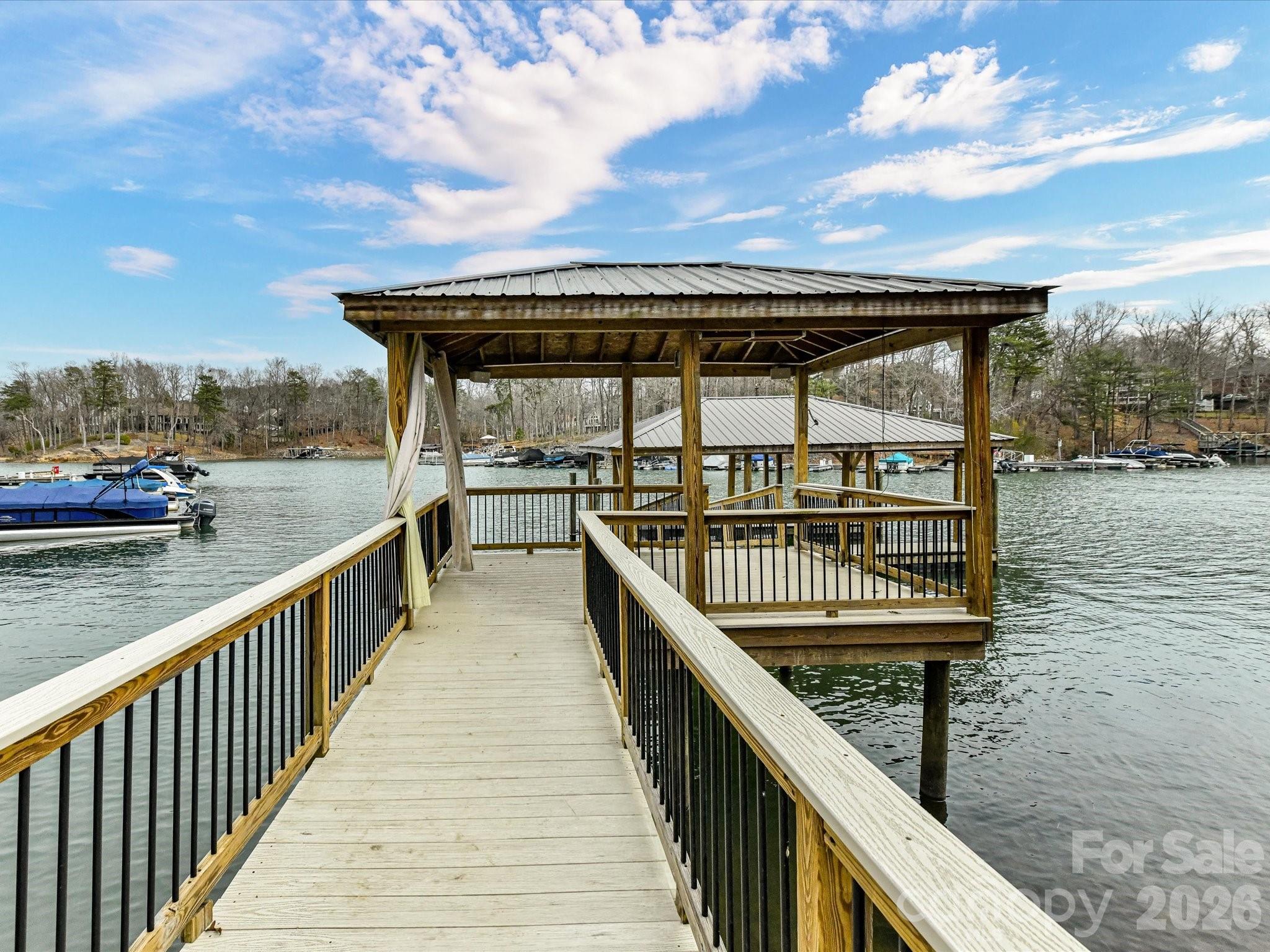 Mt Isle Harbor - Residential