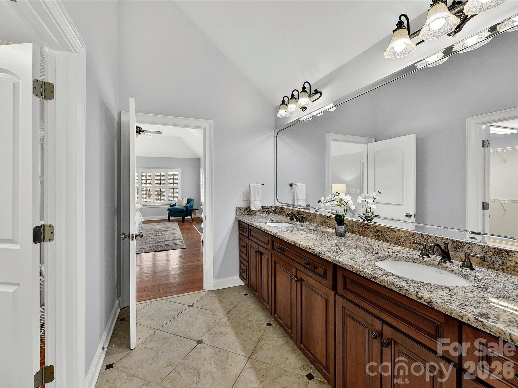 Mt Isle Harbor - Residential