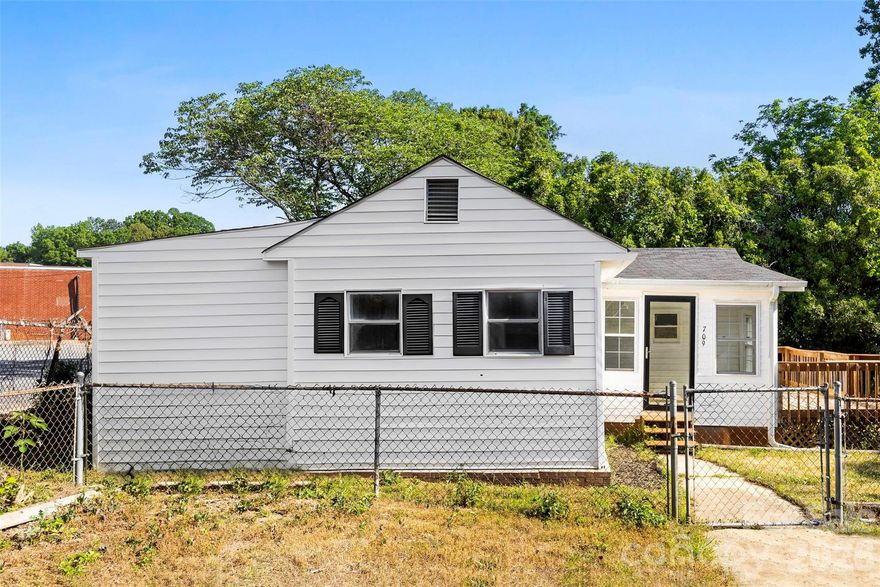 Welcome to 709 A St, this 2-bedroom, 1 full bath property offers comfort, convenience, and great outdoor space.
Inside, you’ll find fresh updates including new carpet and paint, creating a clean and inviting feel throughout. The functional layout makes the most of the space, perfect for first-time buyers, downsizers, or investors.
Step outside to enjoy a spacious deck overlooking a fully fenced yard—ideal for pets, entertaining, or relaxing evenings. A storage shed adds extra convenience for tools, lawn equipment, or hobbies.
Affordable, updated, and ready for its next owner—this is a great opportunity you don’t want to miss!