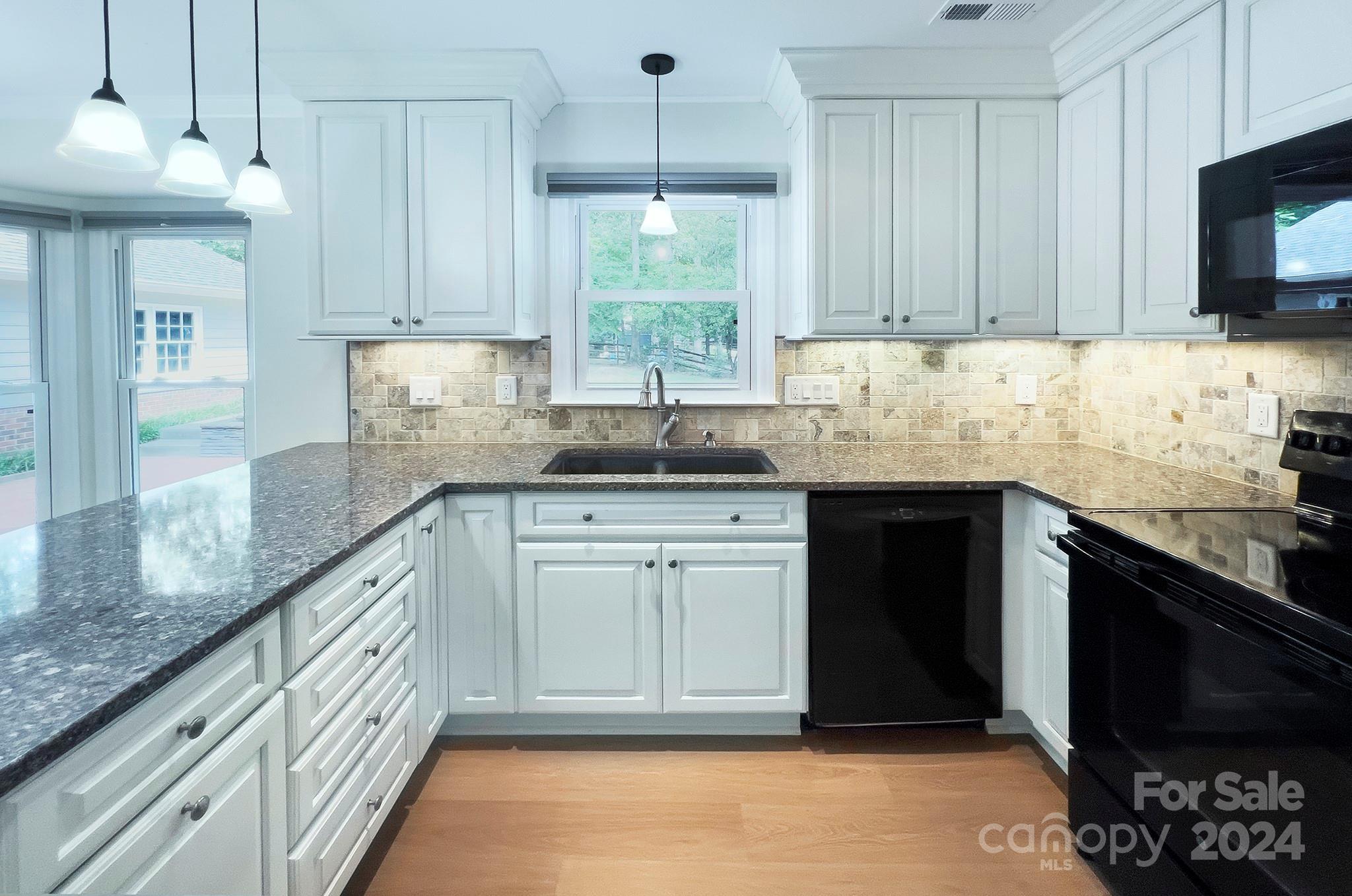 Cameron Wood - Residential