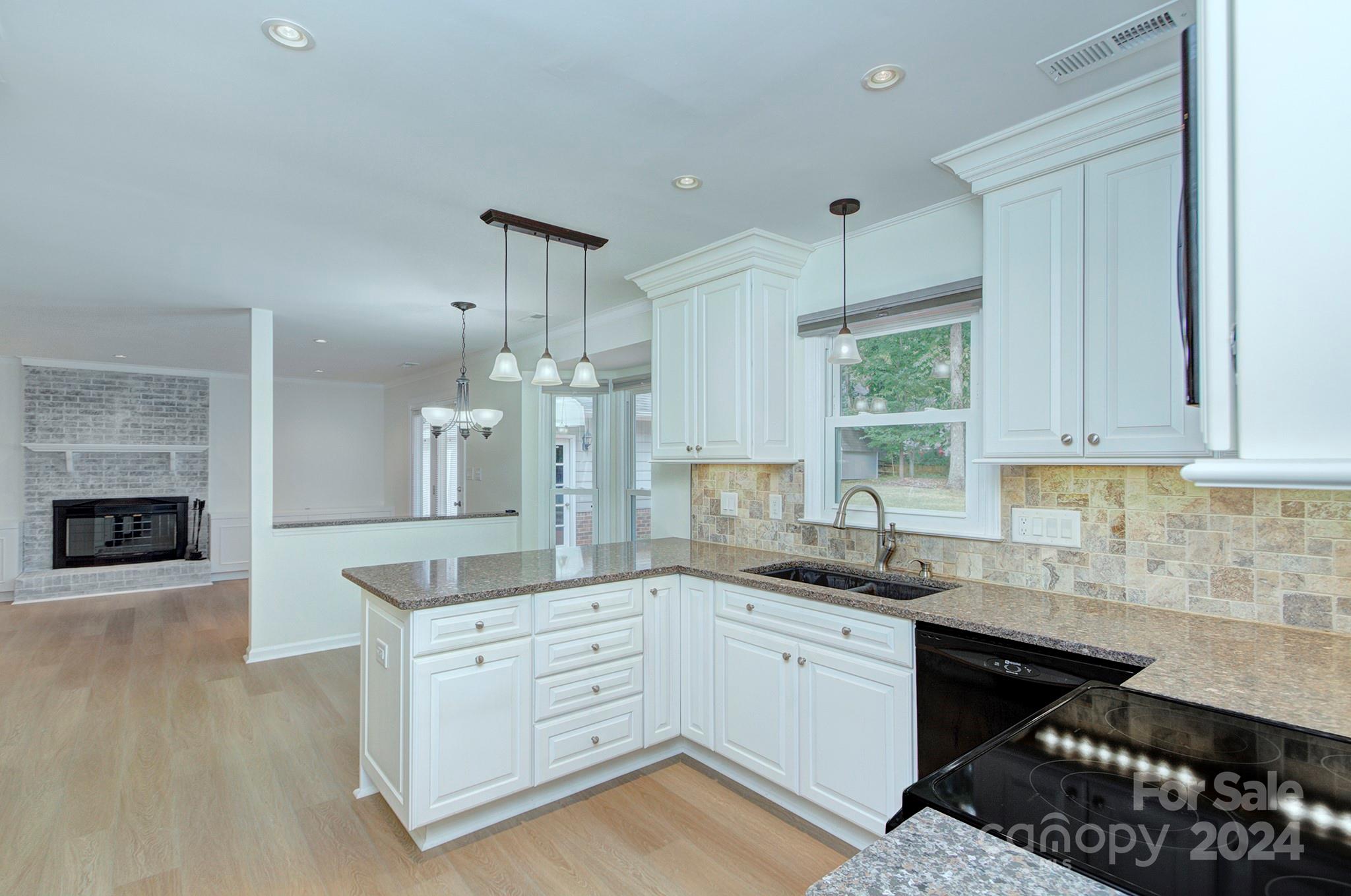 Cameron Wood - Residential