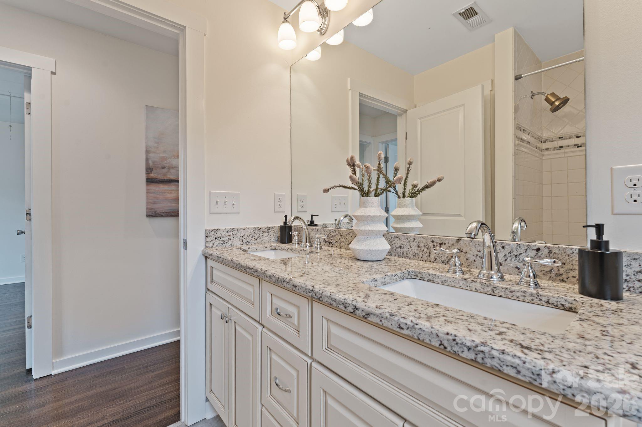 The Arts District - Residential