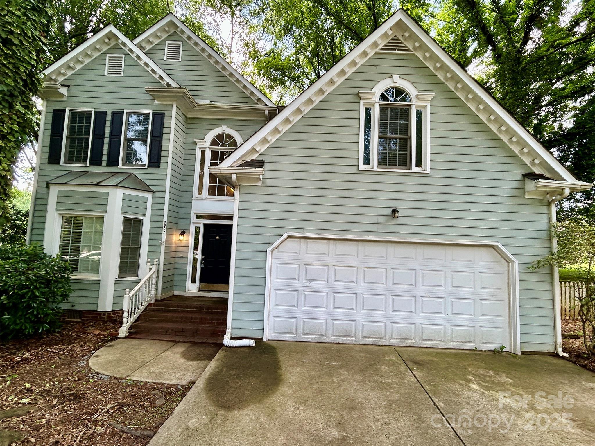 9907 Furlong Trail