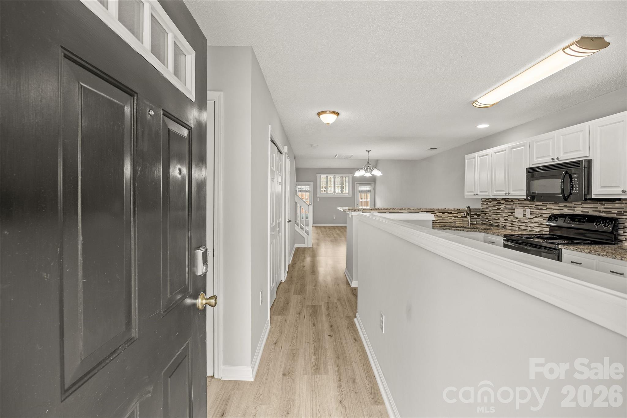 939 Sparrows Nest Lane 604