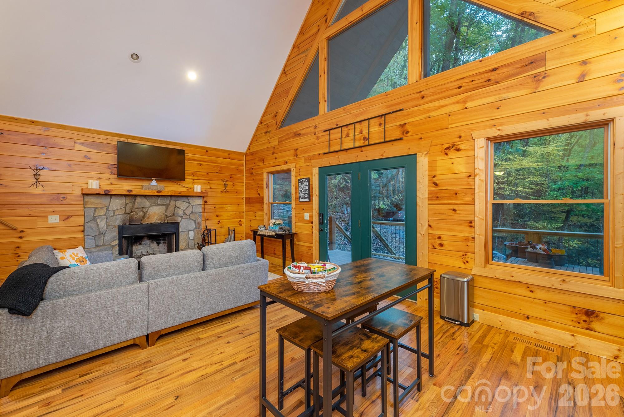 Sheepback Mountain - Residential