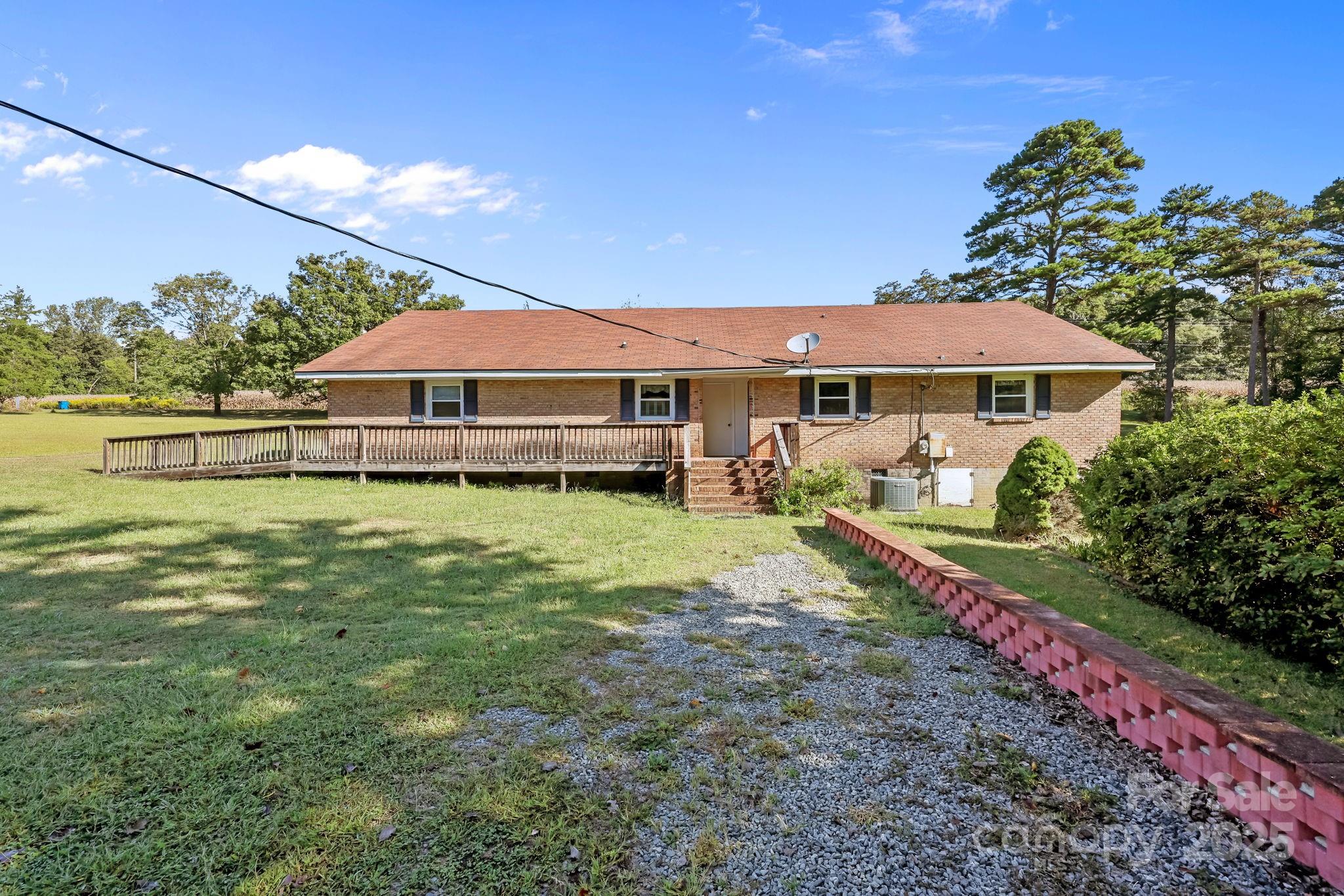 945 Alvin Hough Road