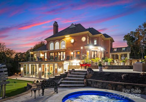 2723 Providence Pine Lane Charlotte NC 28270