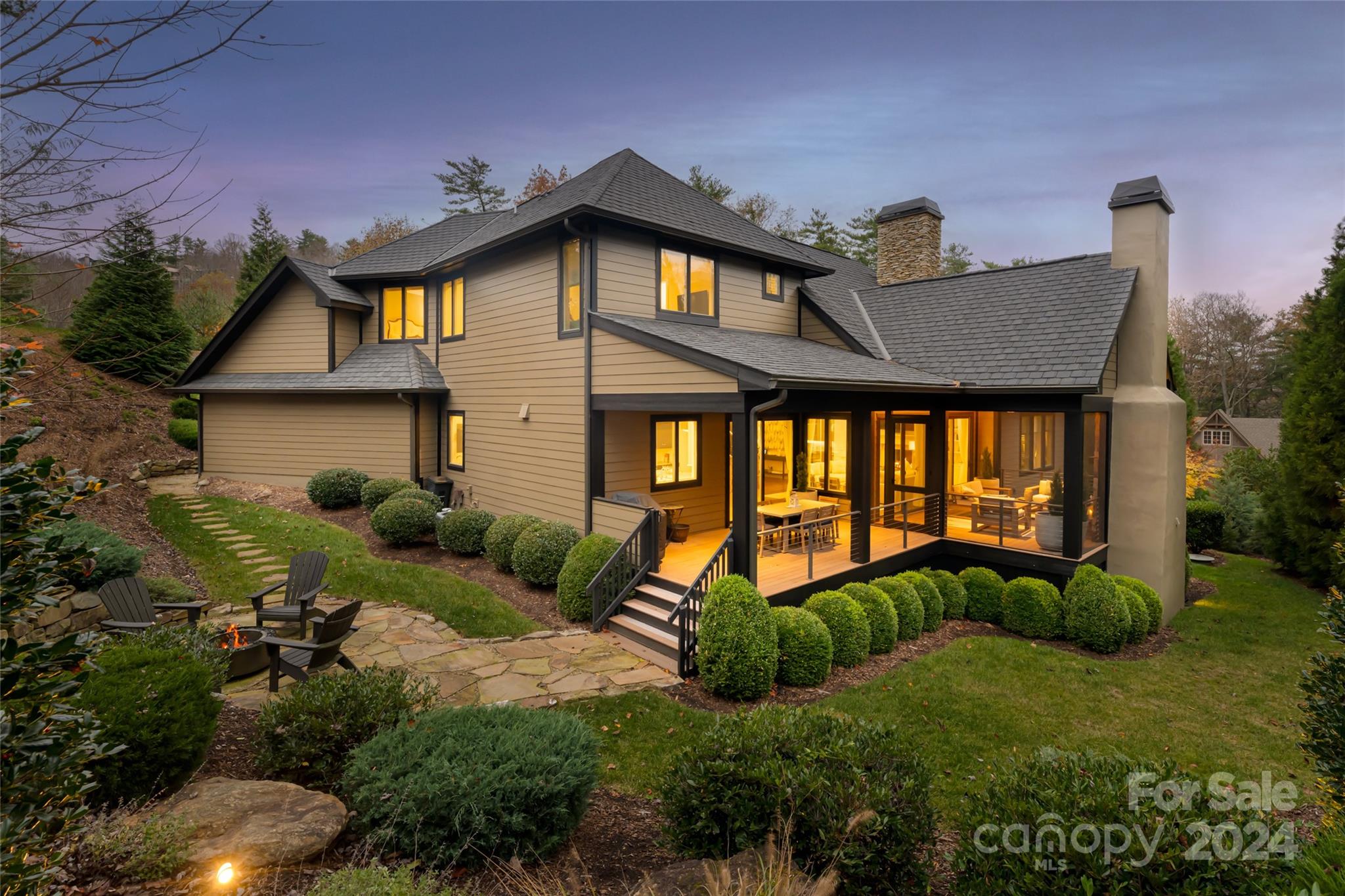 Reynolds Mountain - Residential