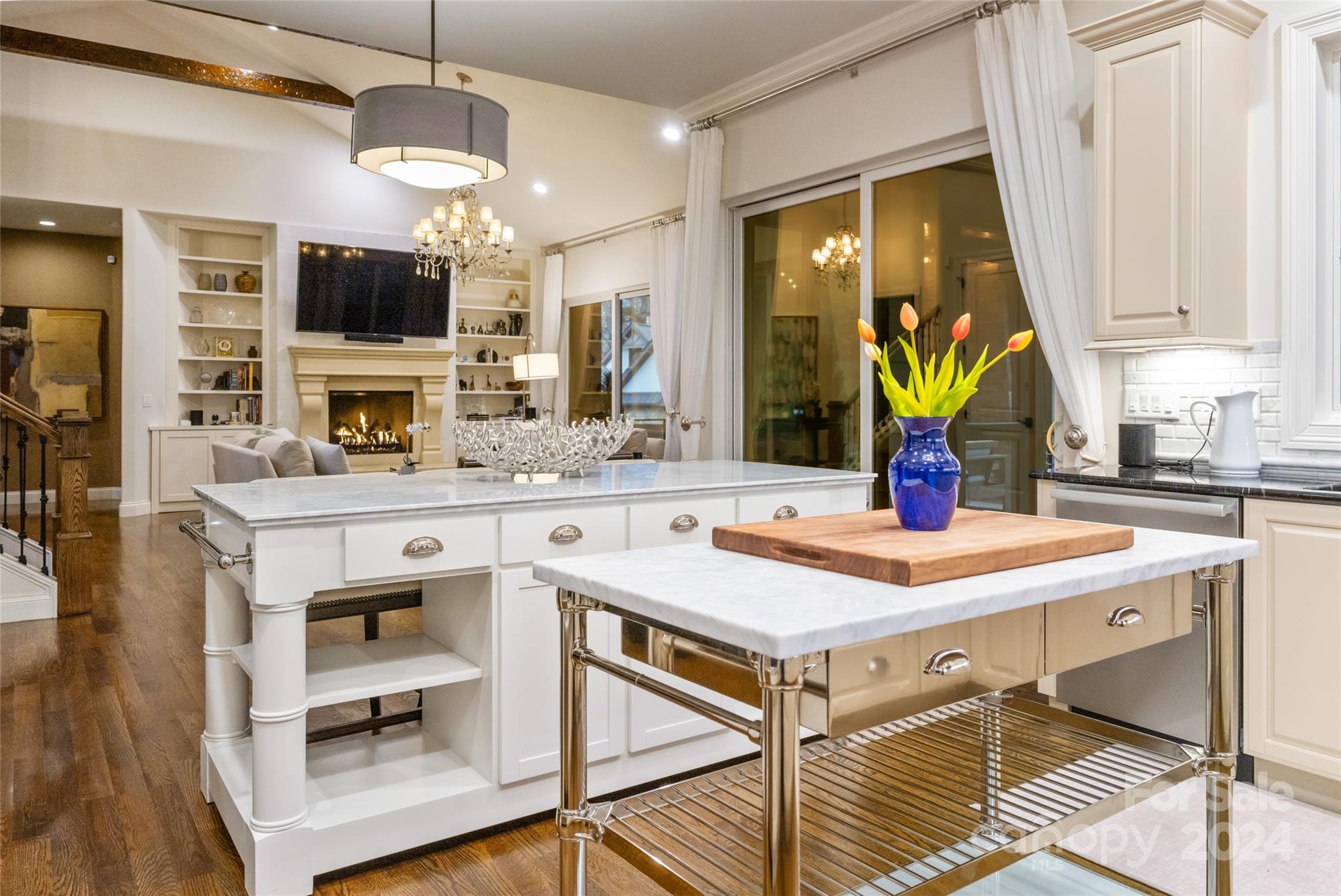 Reynolds Mountain - Residential