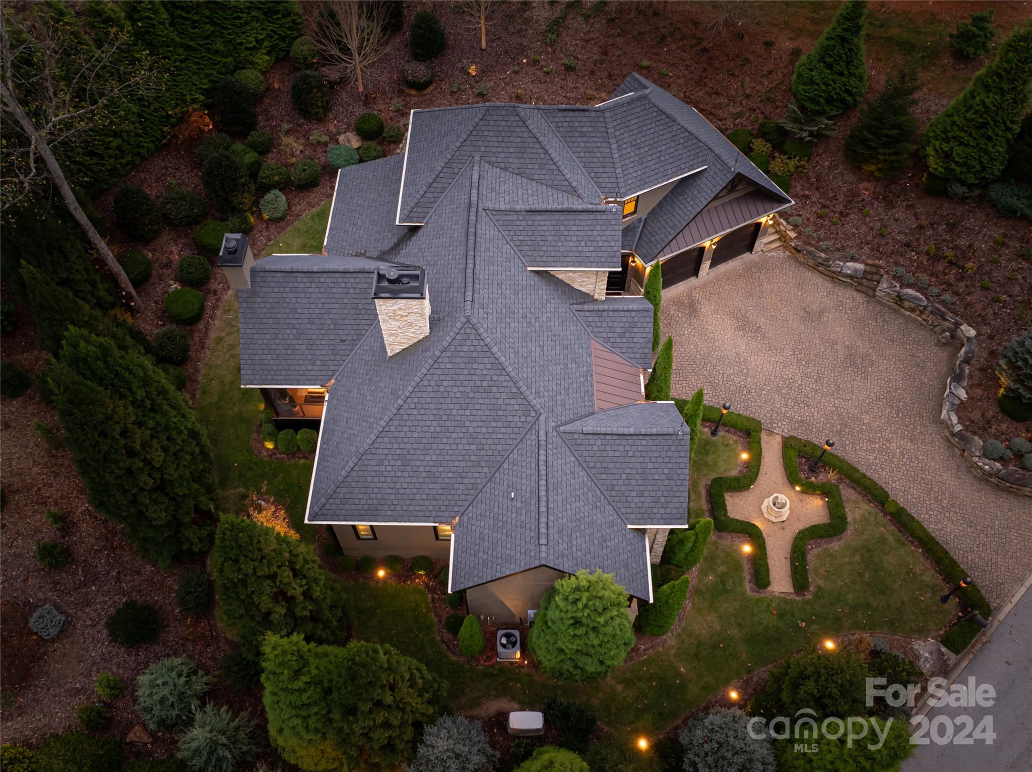 Reynolds Mountain - Residential