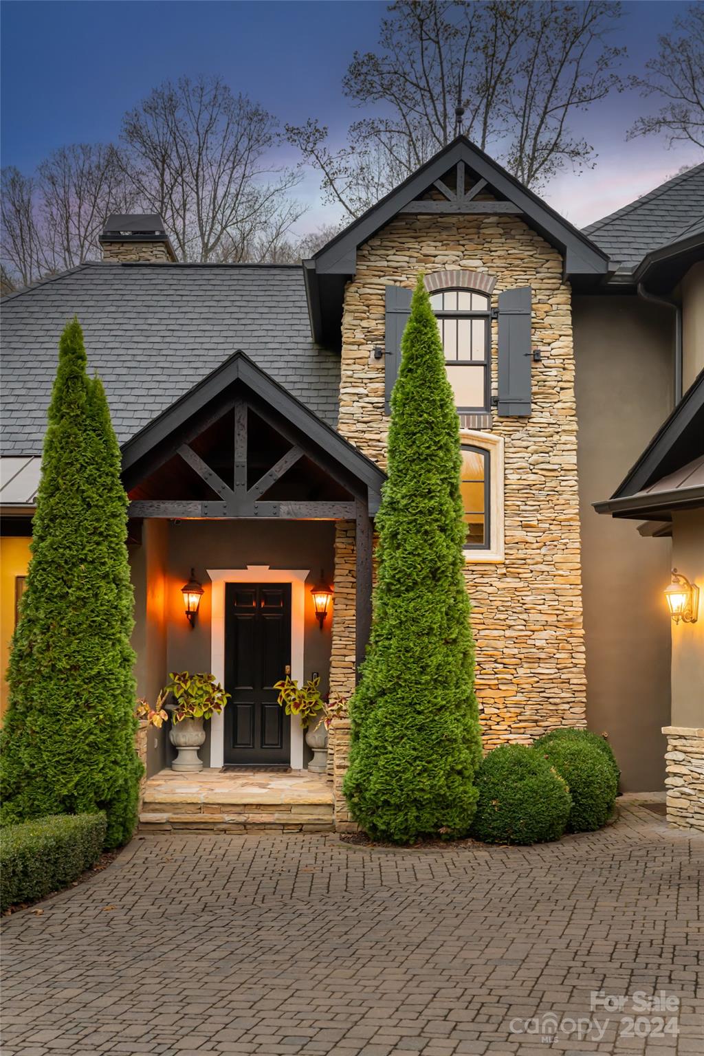 Reynolds Mountain - Residential