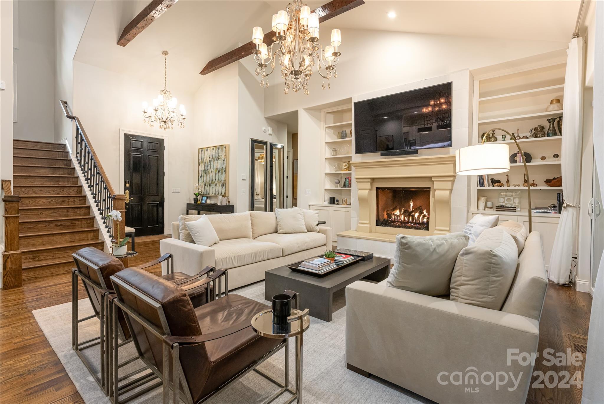 Reynolds Mountain - Residential