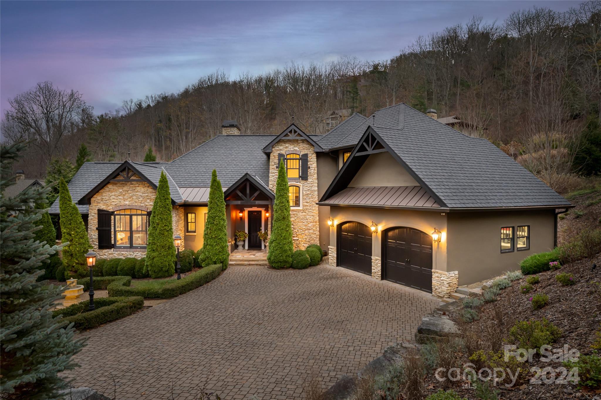 Reynolds Mountain - Residential