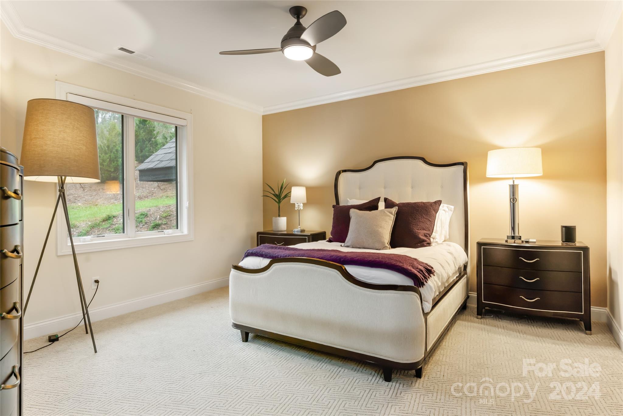 Reynolds Mountain - Residential