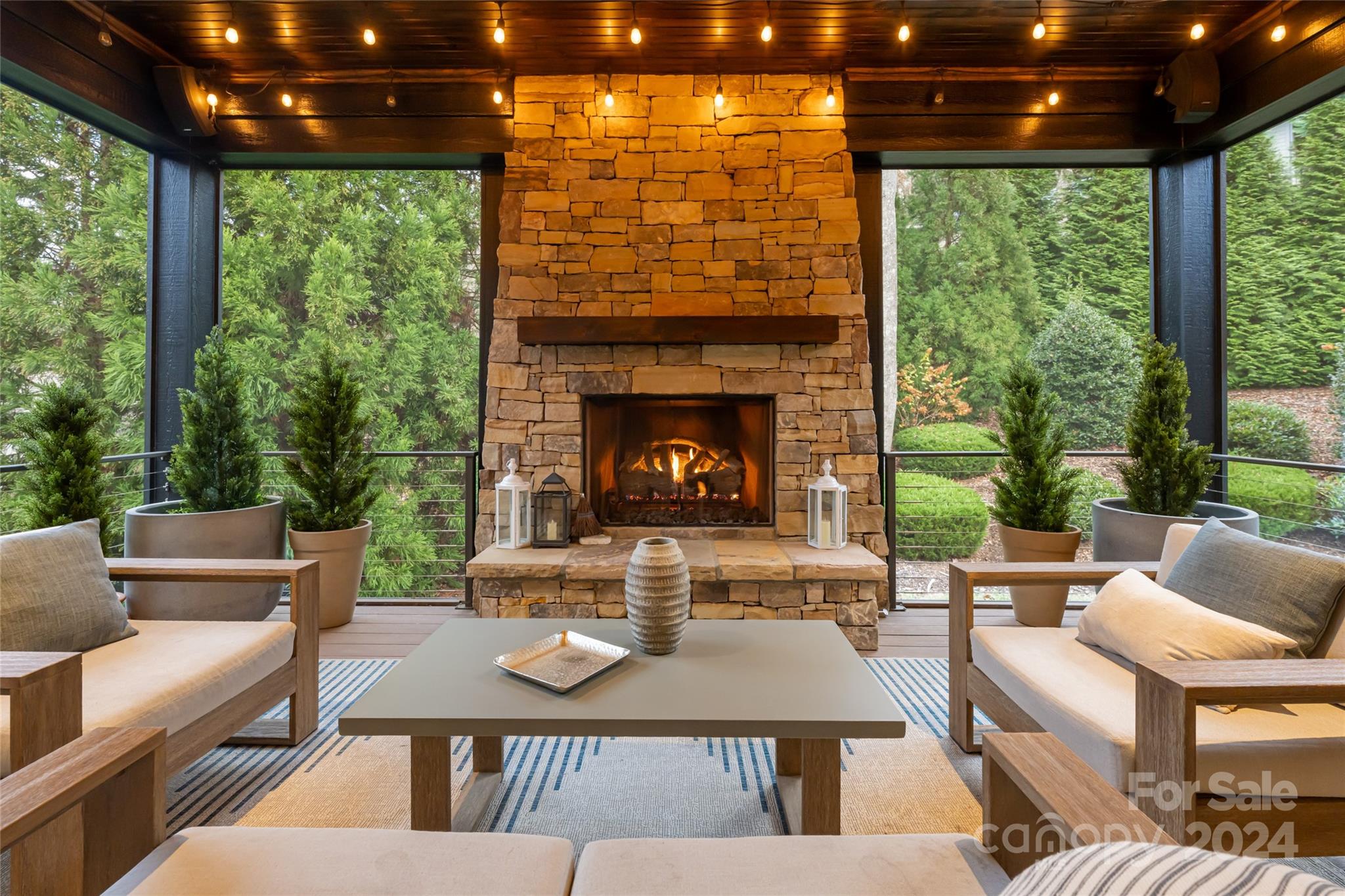 Reynolds Mountain - Residential