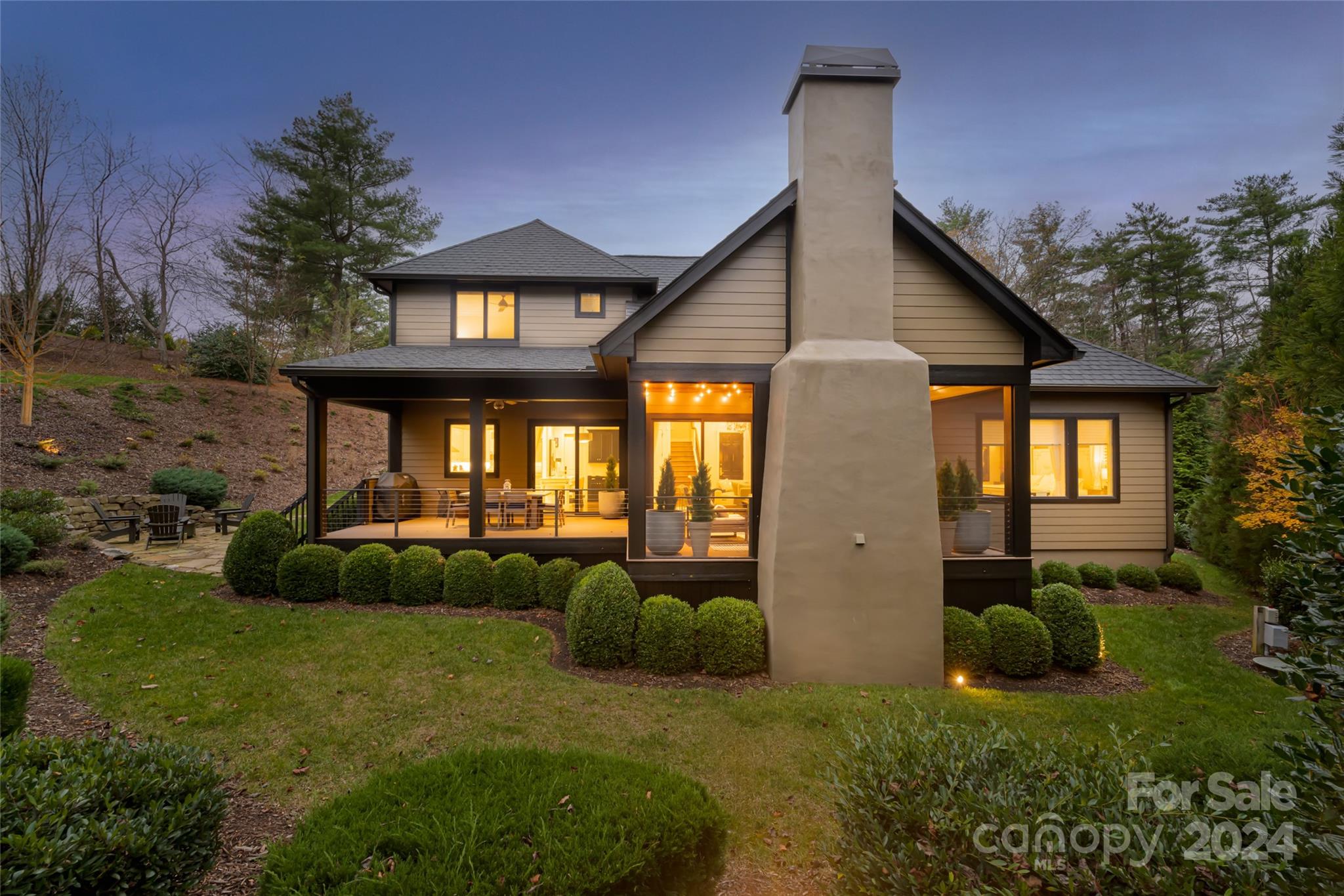 Reynolds Mountain - Residential