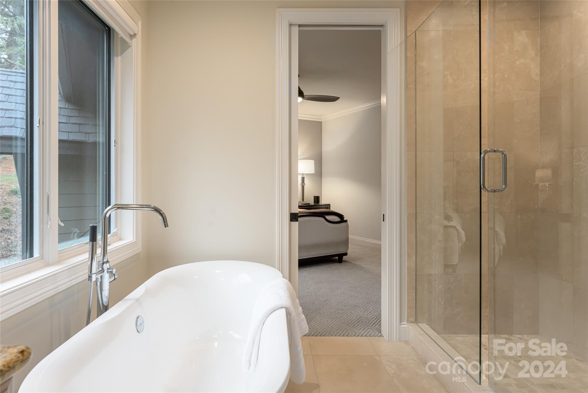 Reynolds Mountain - Residential