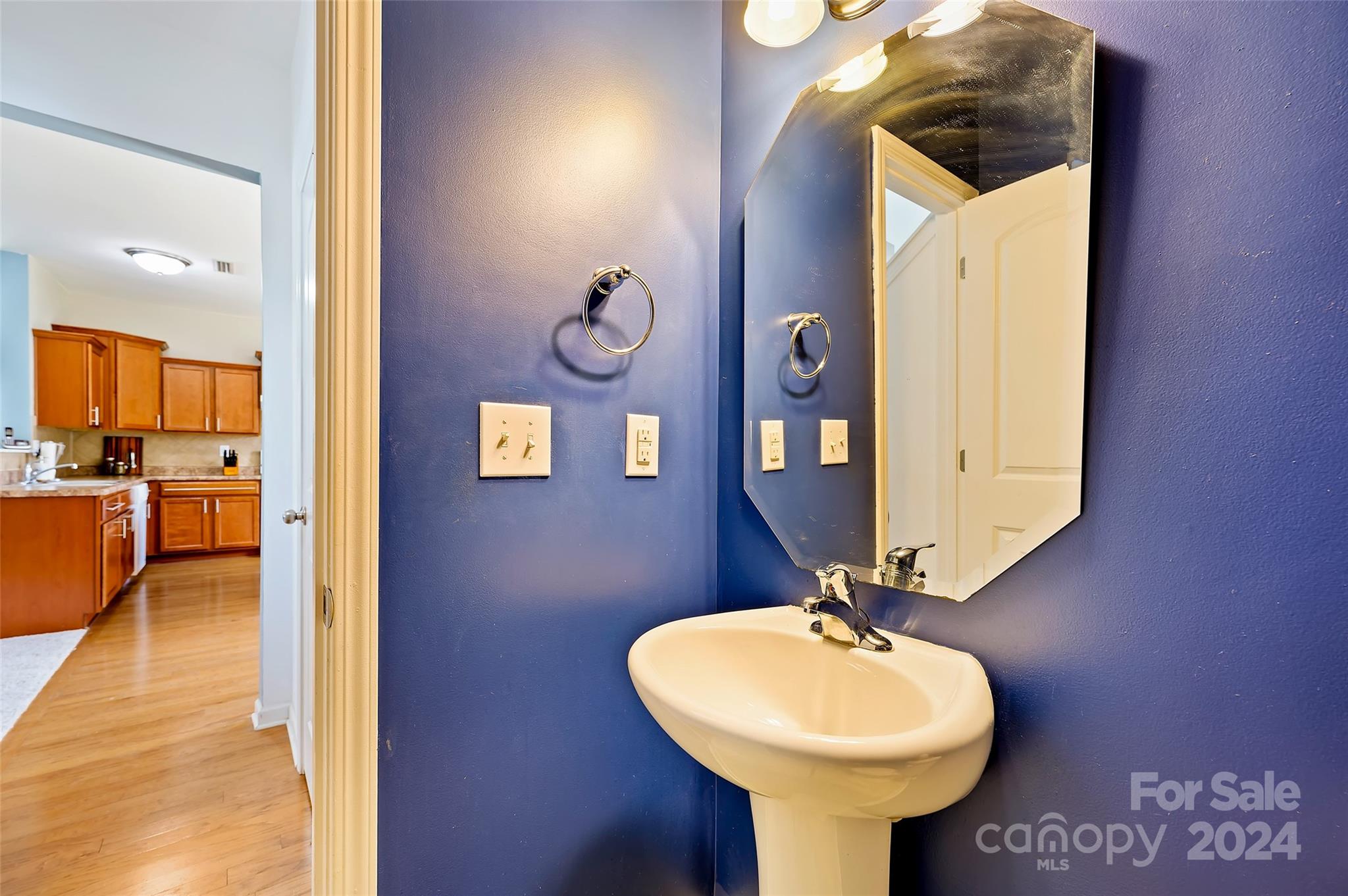 Newport Lakes - Residential