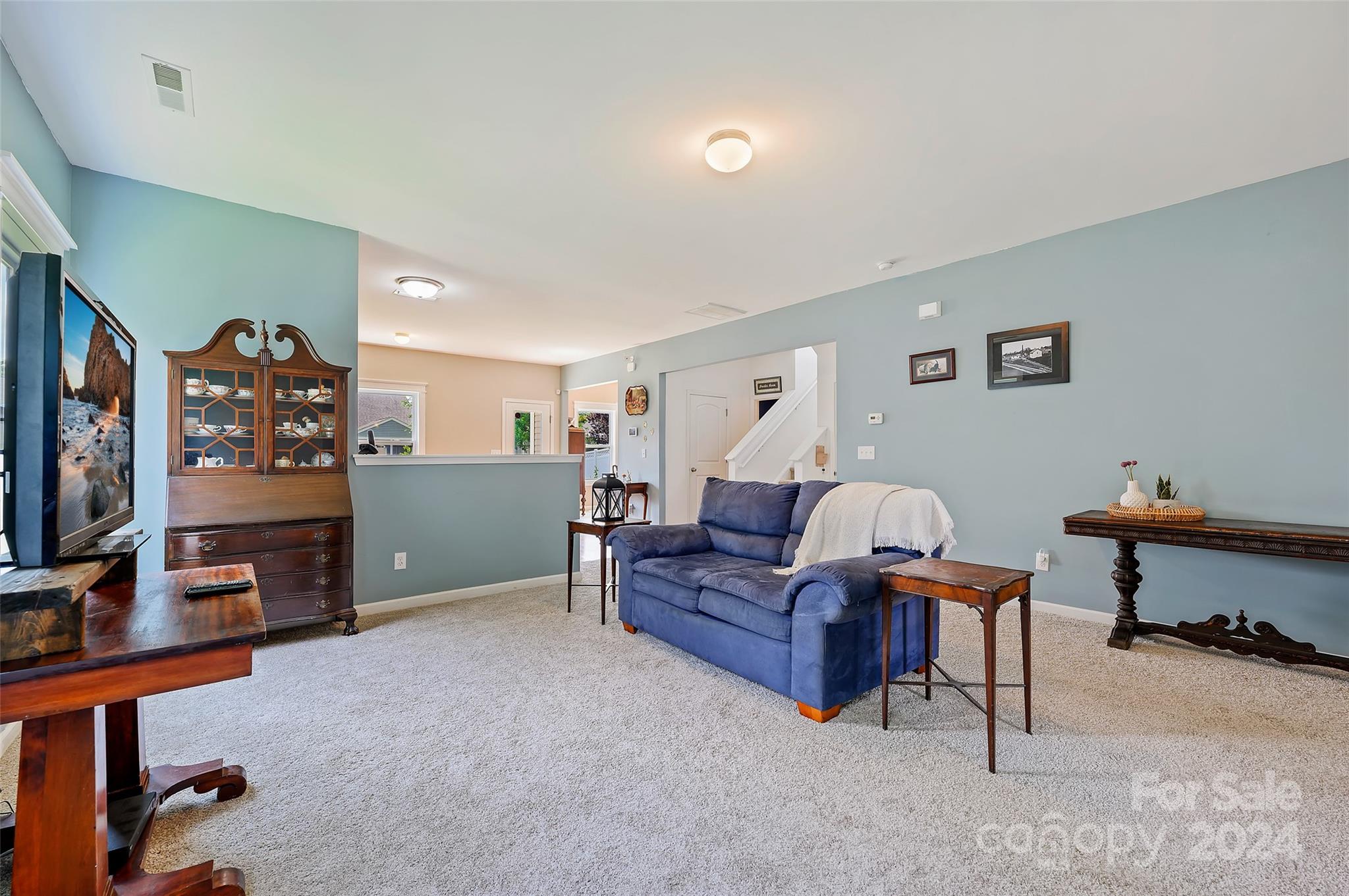 Newport Lakes - Residential