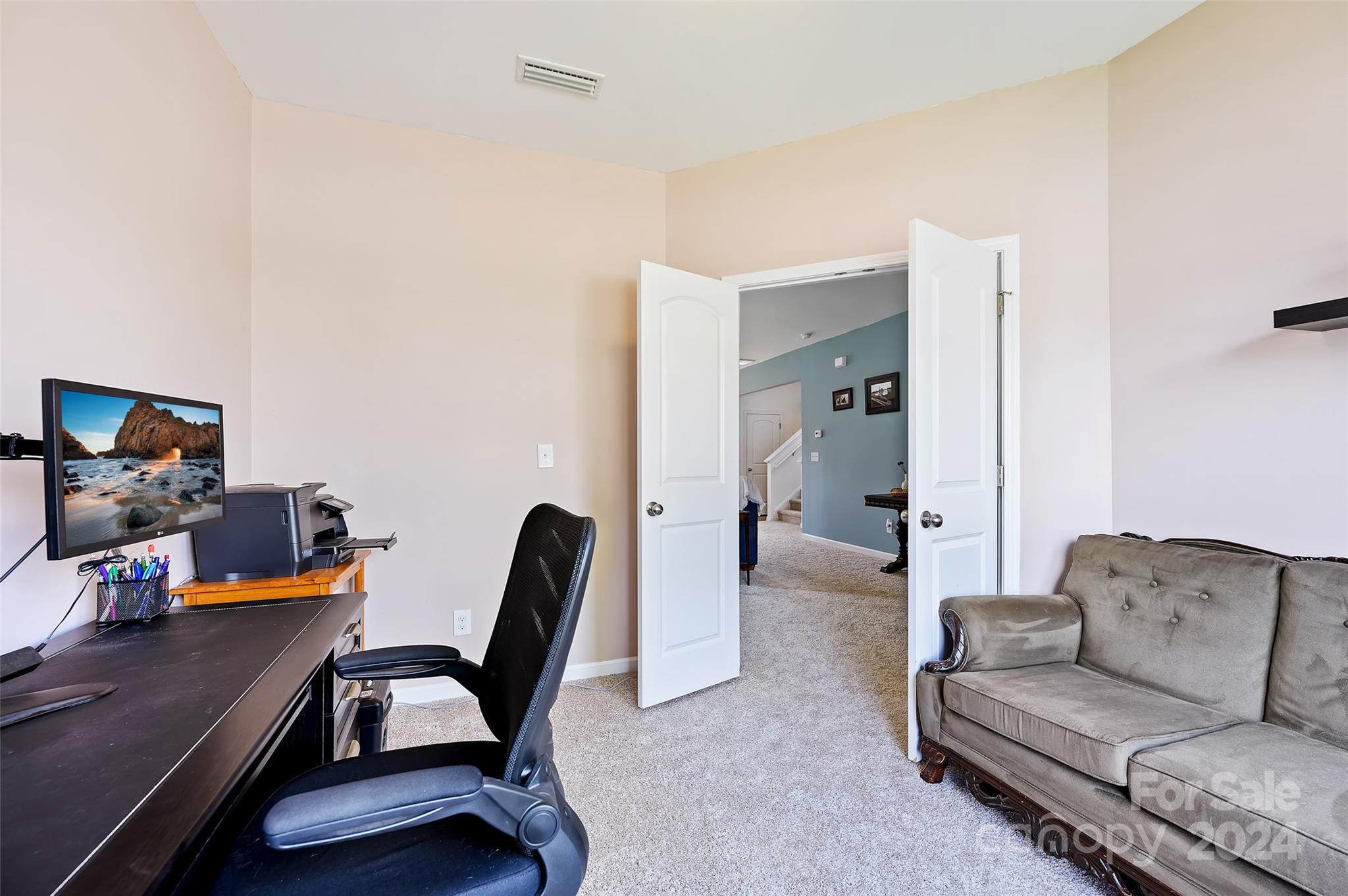 Newport Lakes - Residential