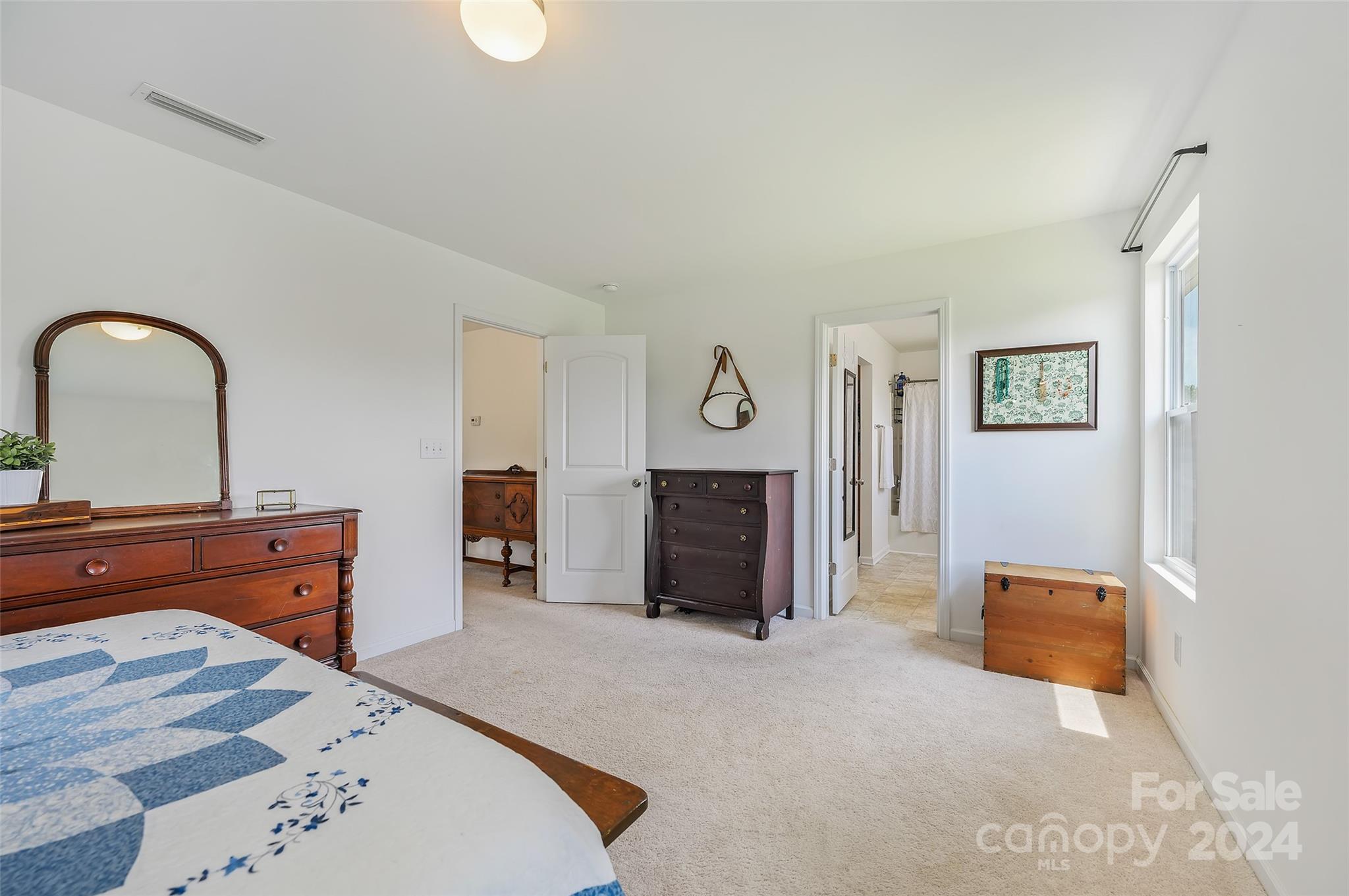 Newport Lakes - Residential