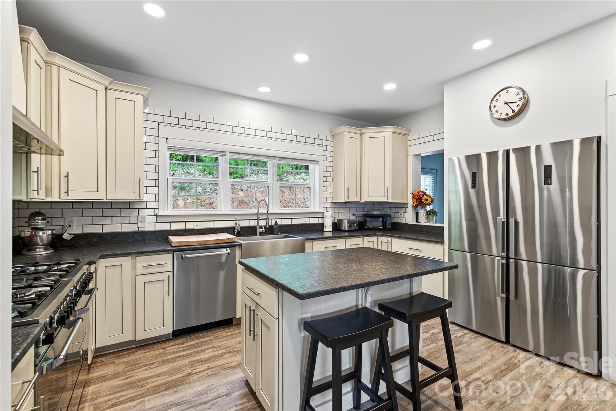 none - Residential Income