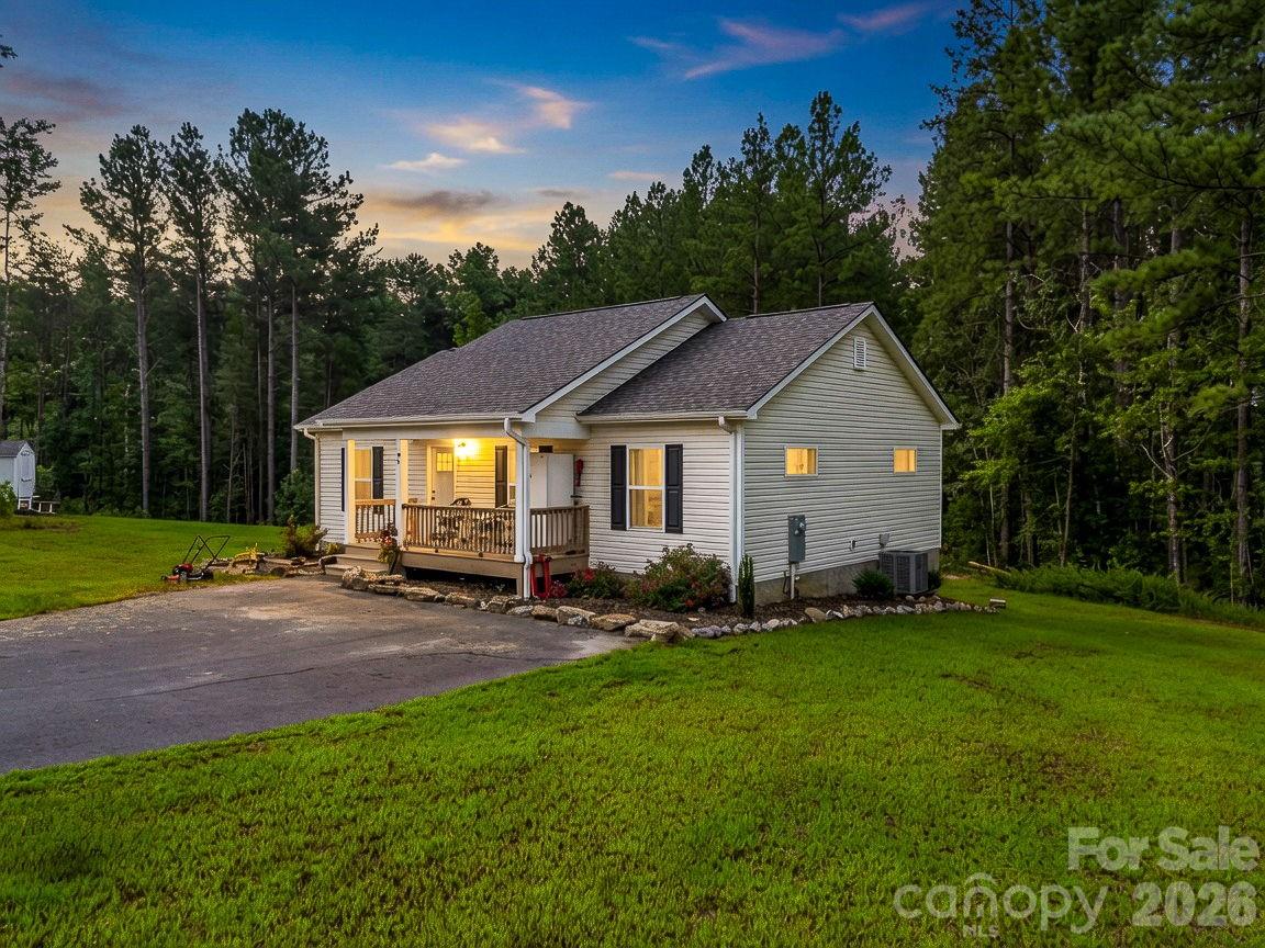 47 Heartleaf Lane, Columbus, NC, 28722