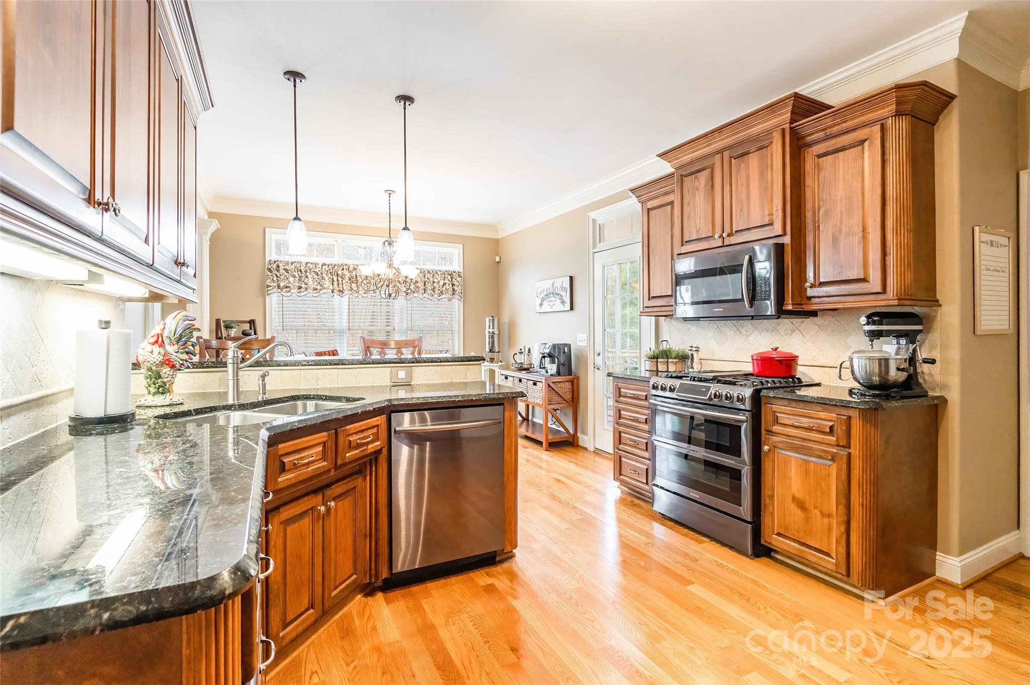 Mariners Bluff - Residential