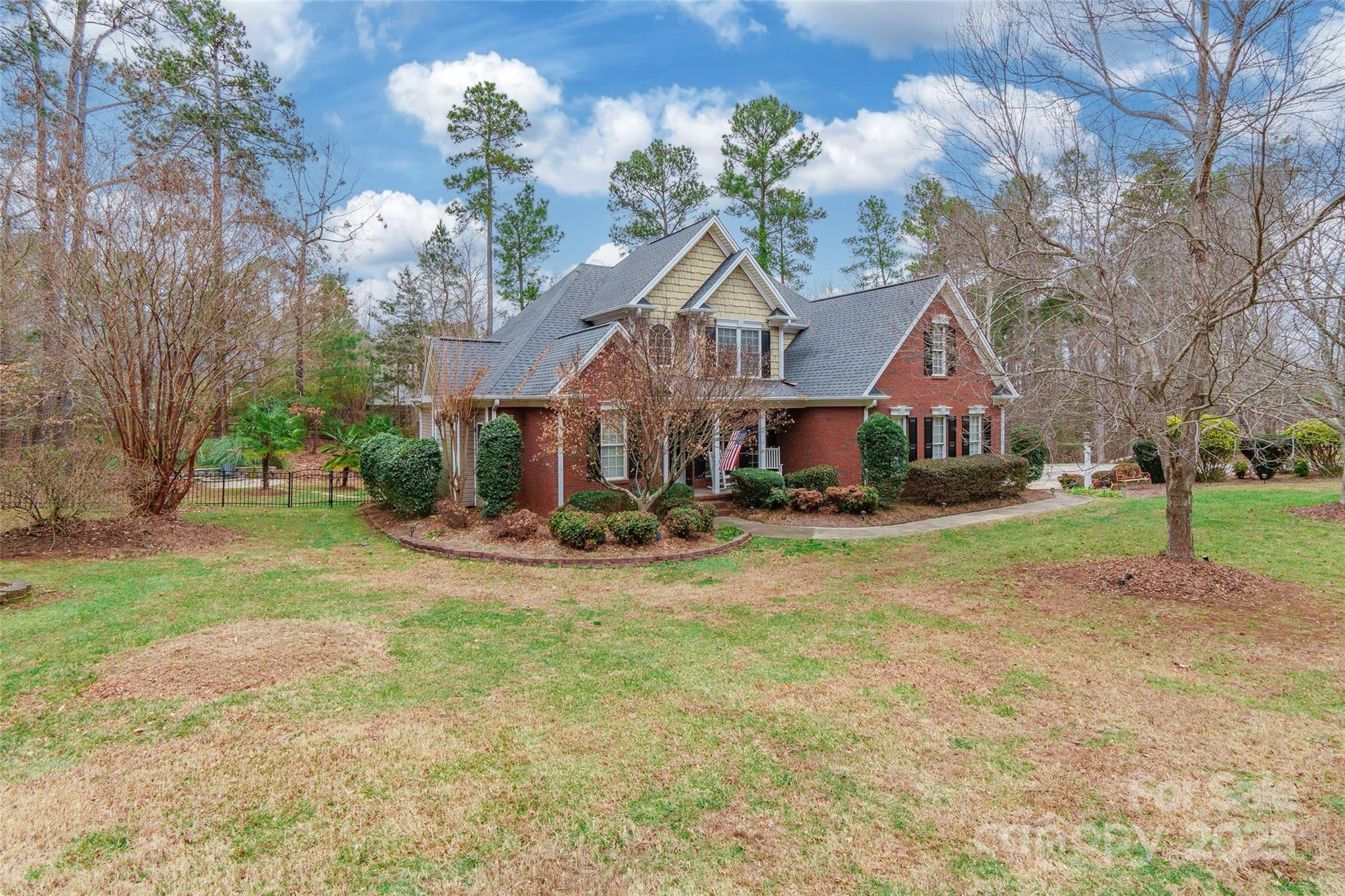 Mariners Bluff - Residential