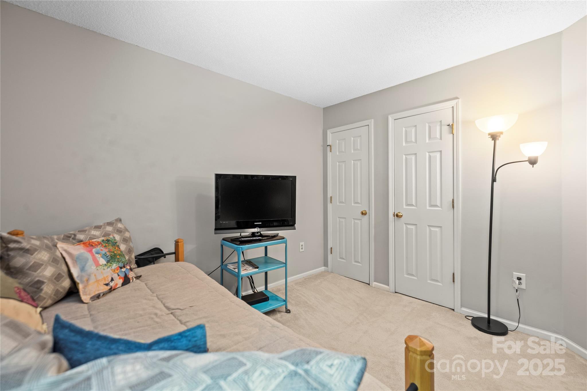 Hunters Bluff - Residential