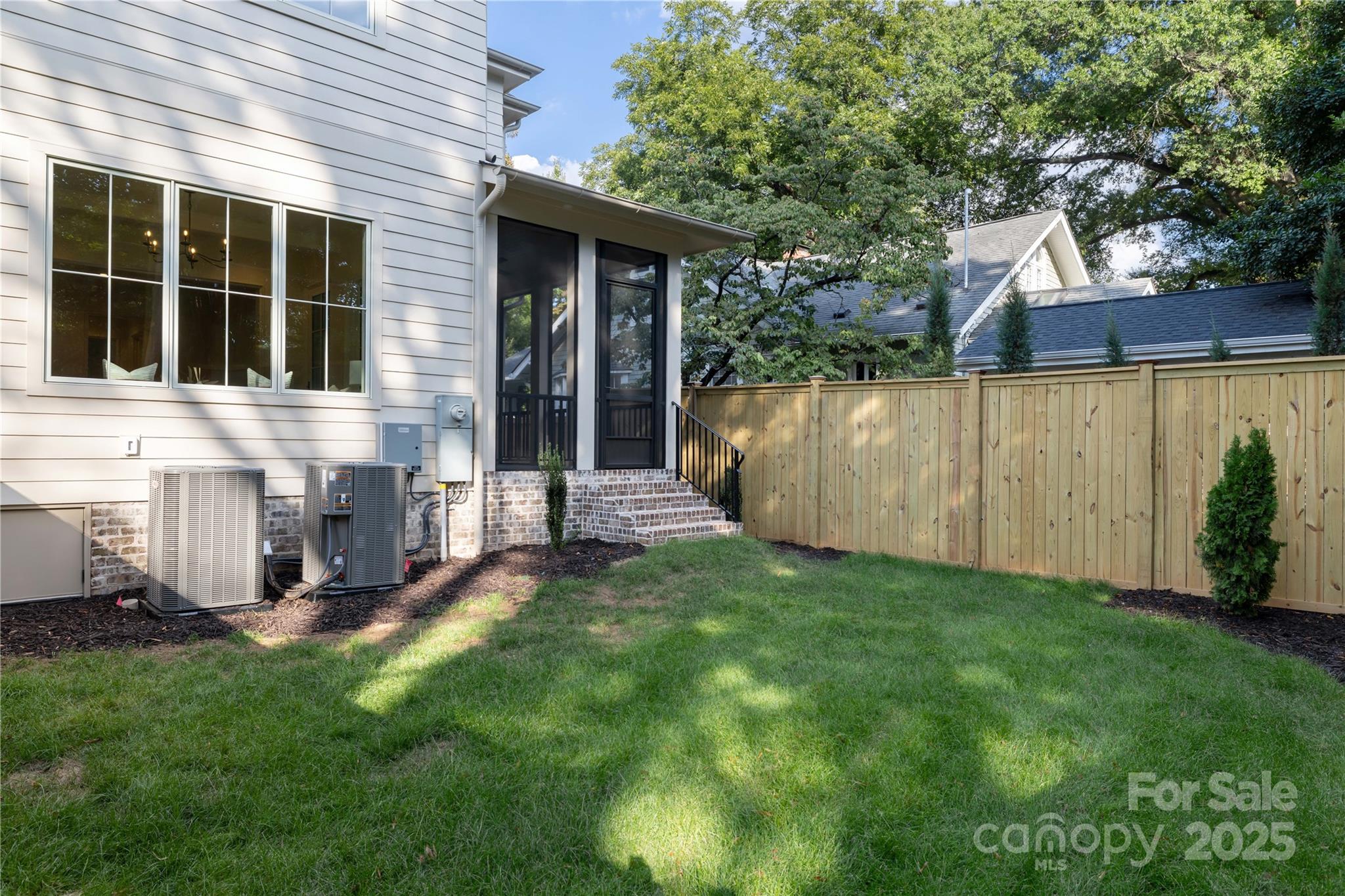 Elizabeth - Residential