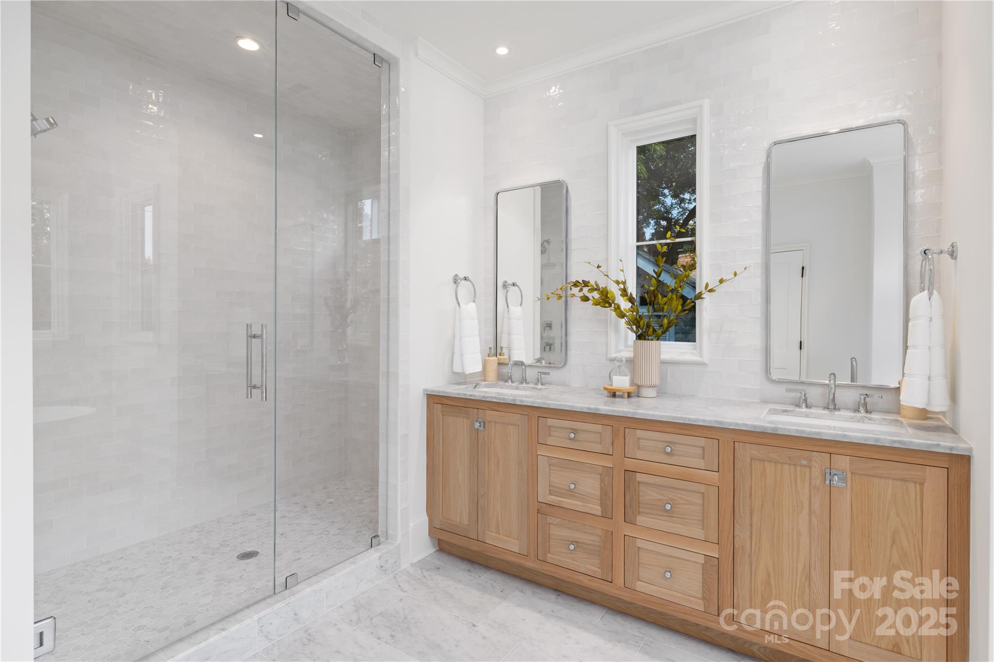 Elizabeth - Residential