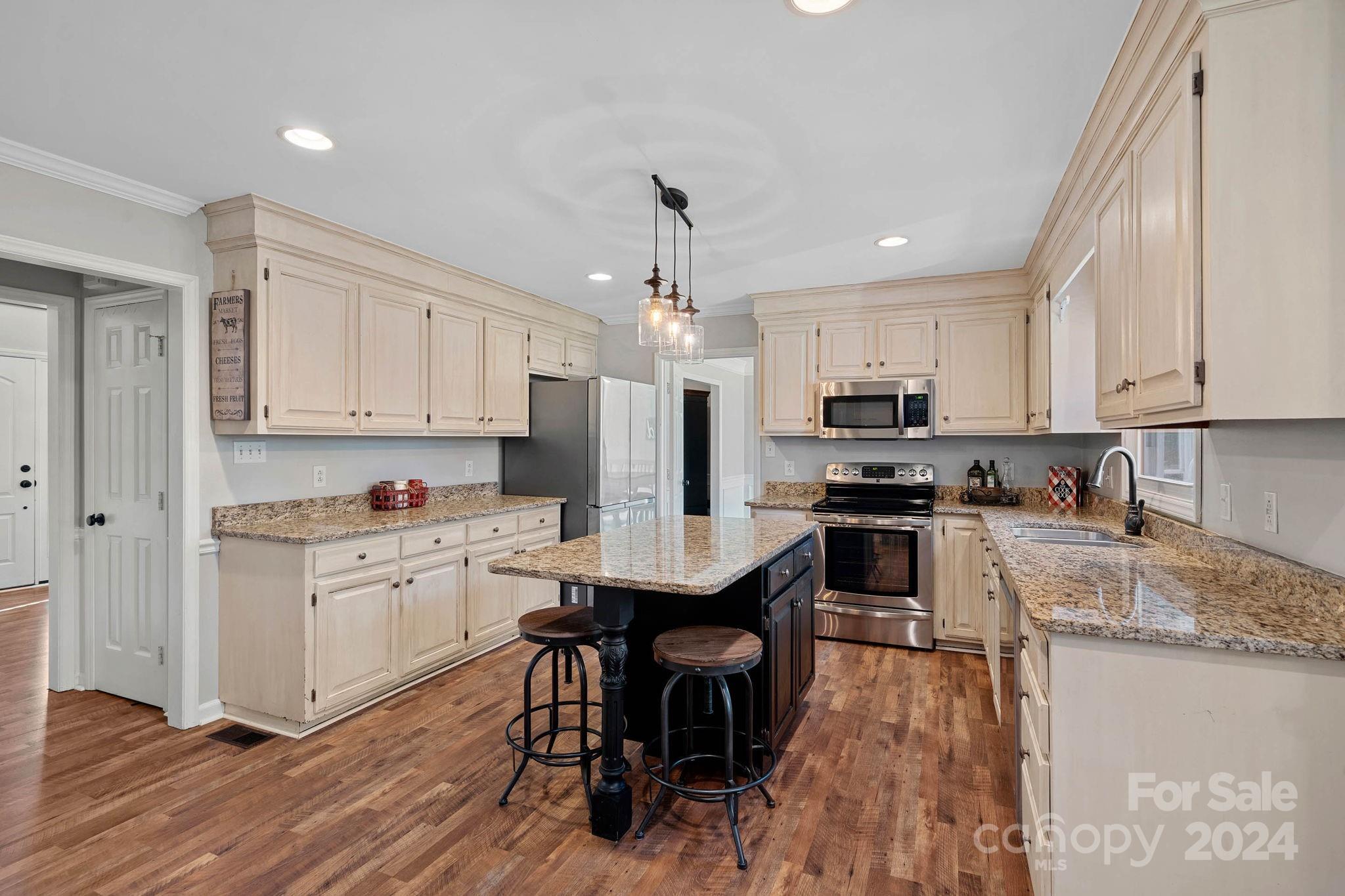 Davidson Downes - Residential