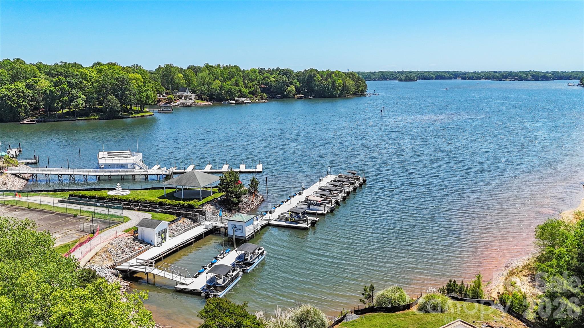 The Retreat at Laurelbrook - Residential