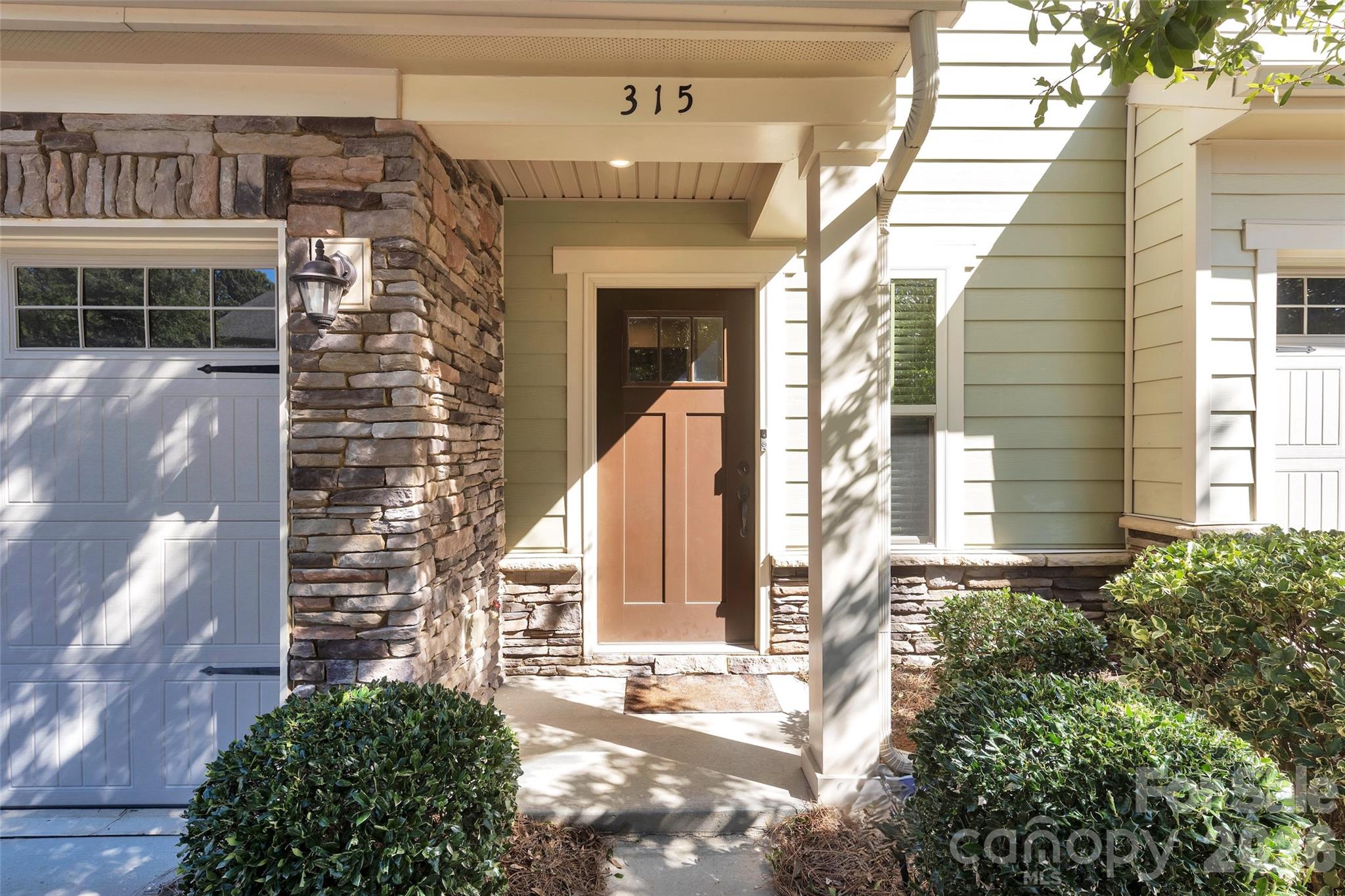 315 Pond Place Lane